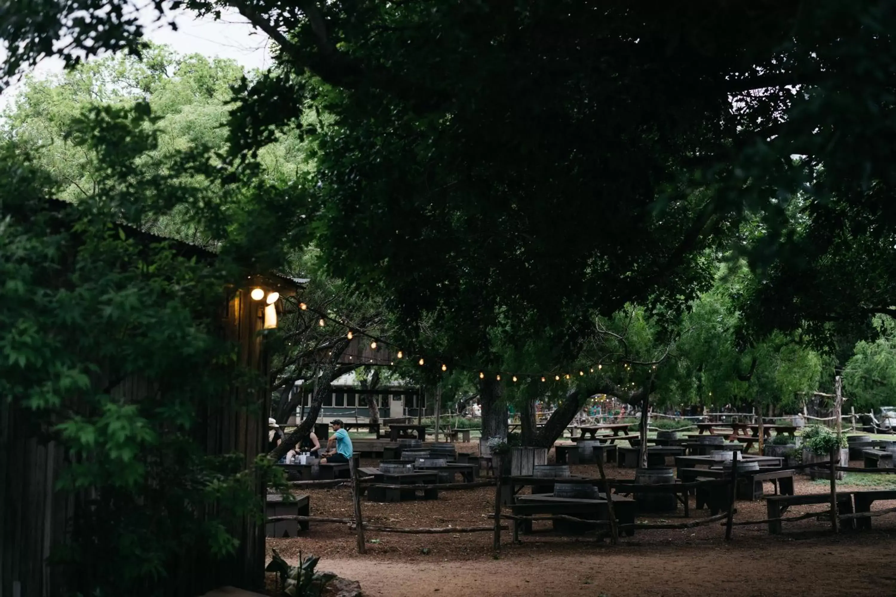 Area and facilities, Restaurant/Places to Eat in Gruene River Inn