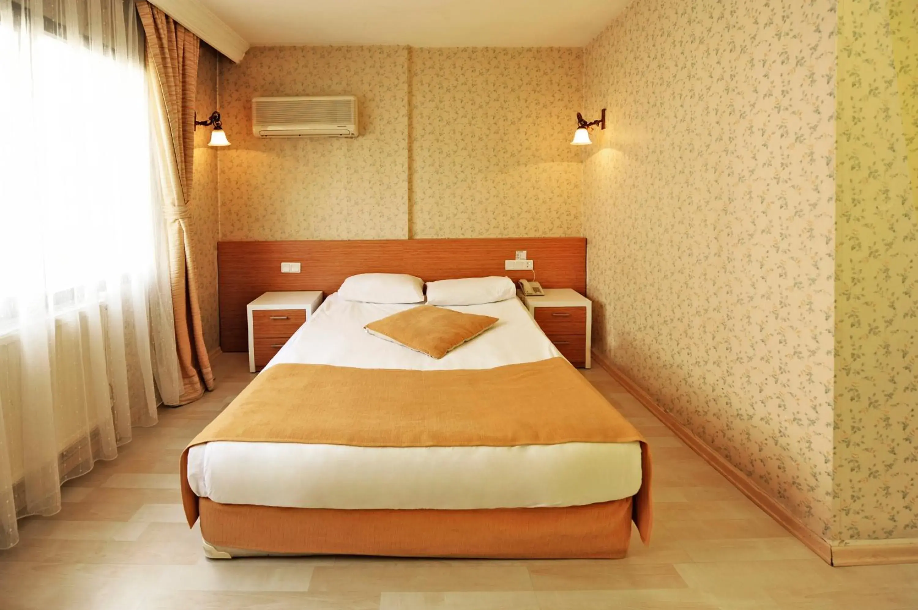 Bed in Ustun Hotel Alsancak