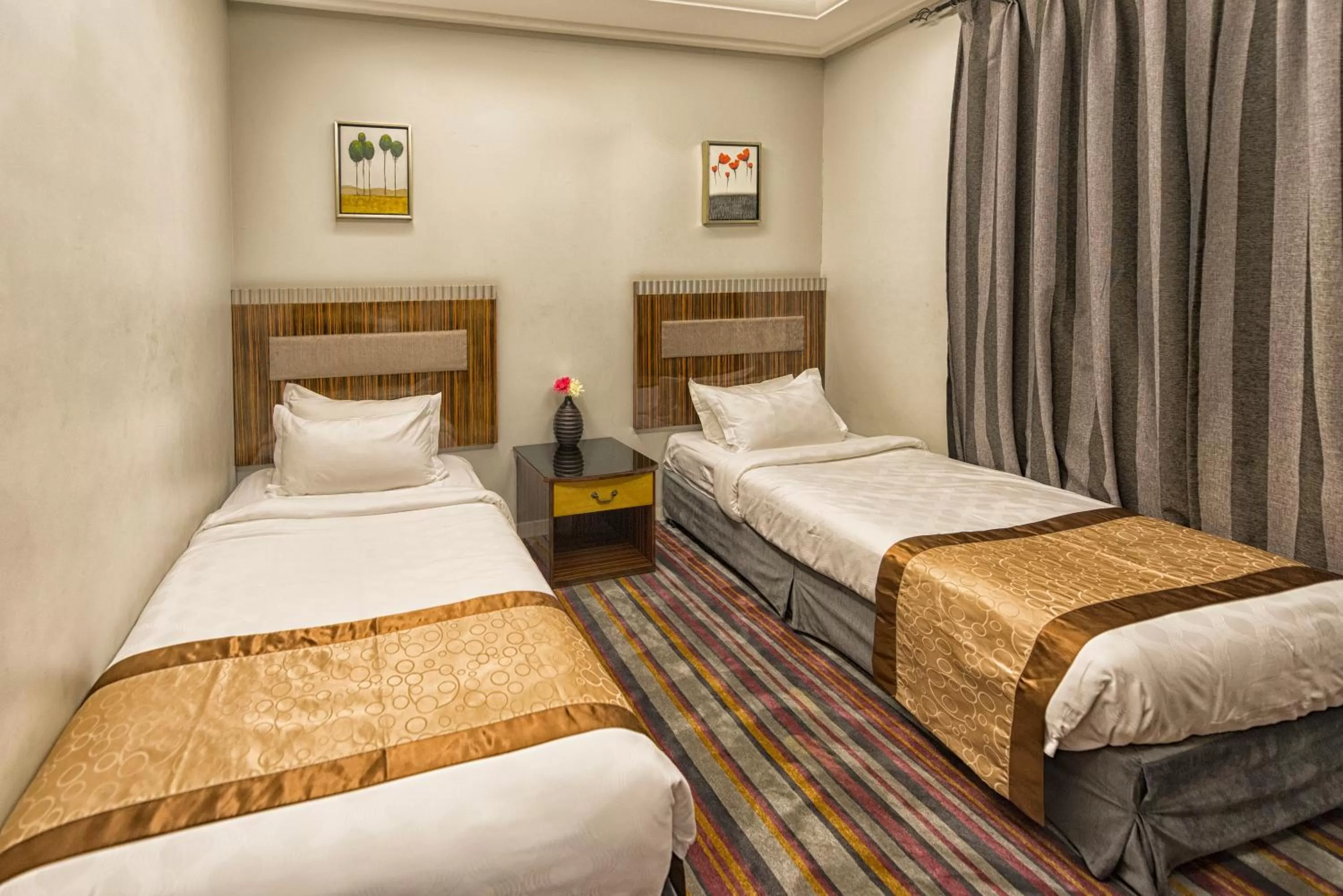 Two-Bedroom Apartment - single occupancy in Elite Al Hamra - Al Cornich