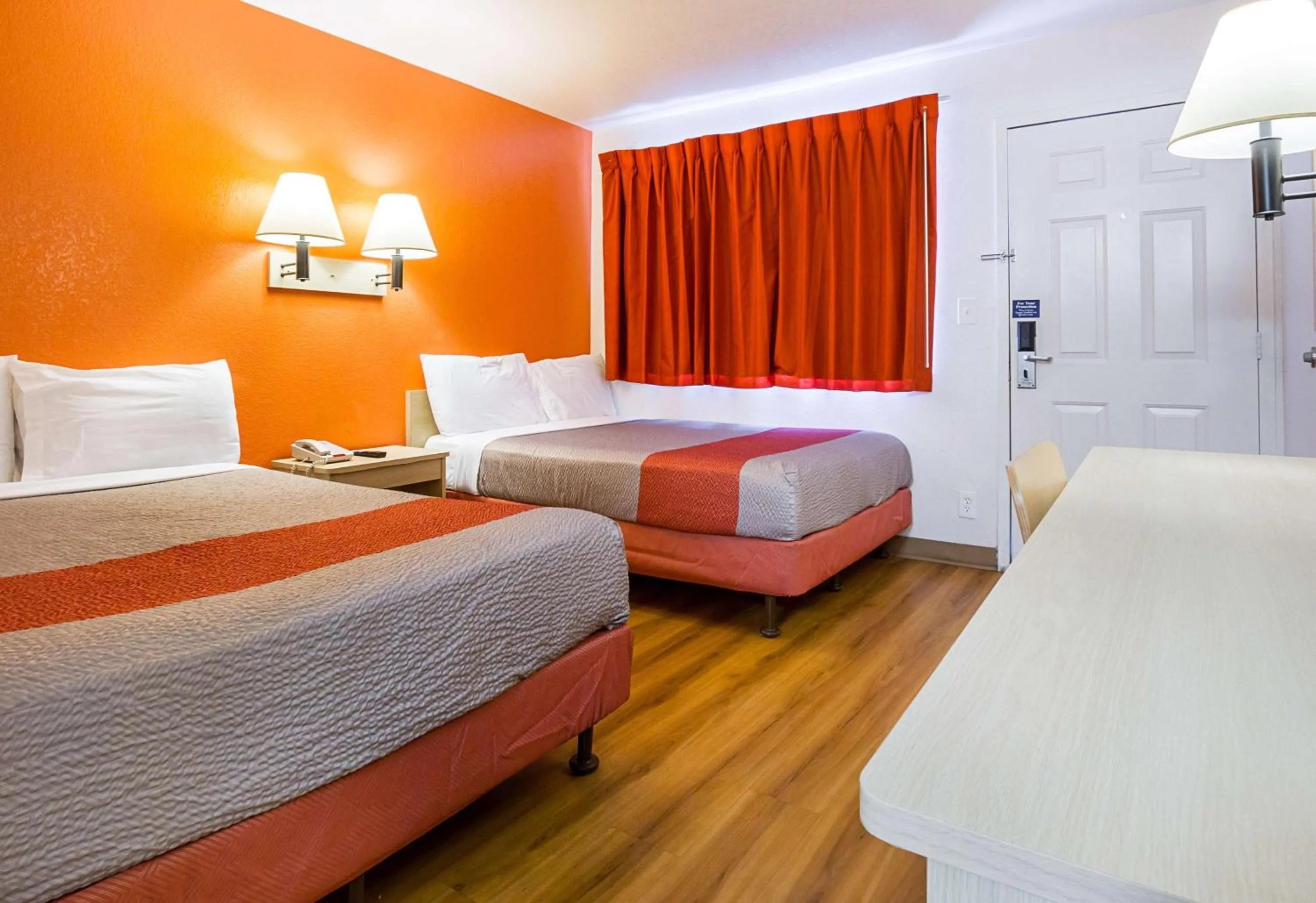 Other, Bed in Motel 6 Mesa North