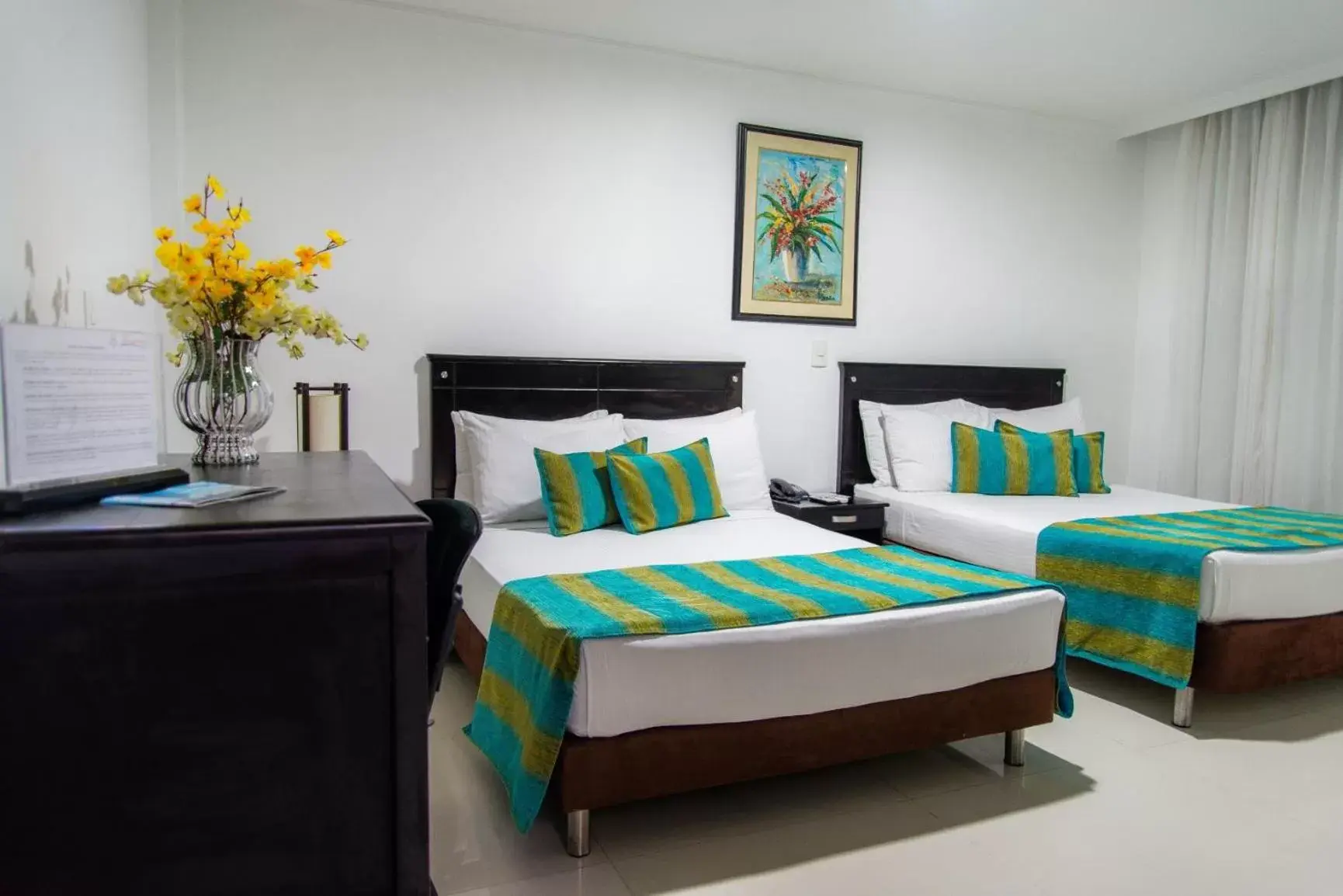 Standard Family Room in Hotel Bocagrande By GEH Suites Standard Family Room in Hotel Bocagrande By GEH Suites