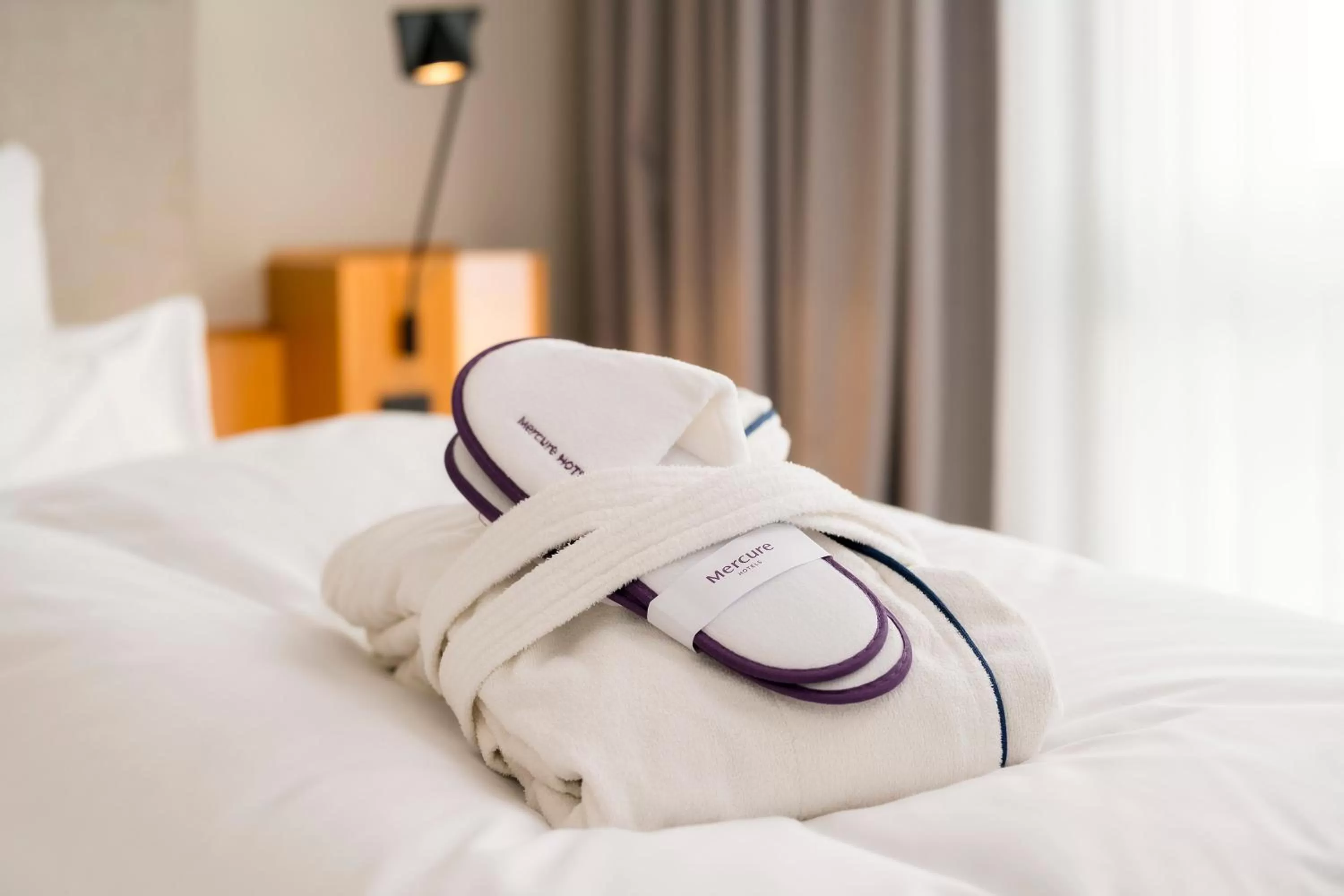 Bed in Mercure Kamen Unna