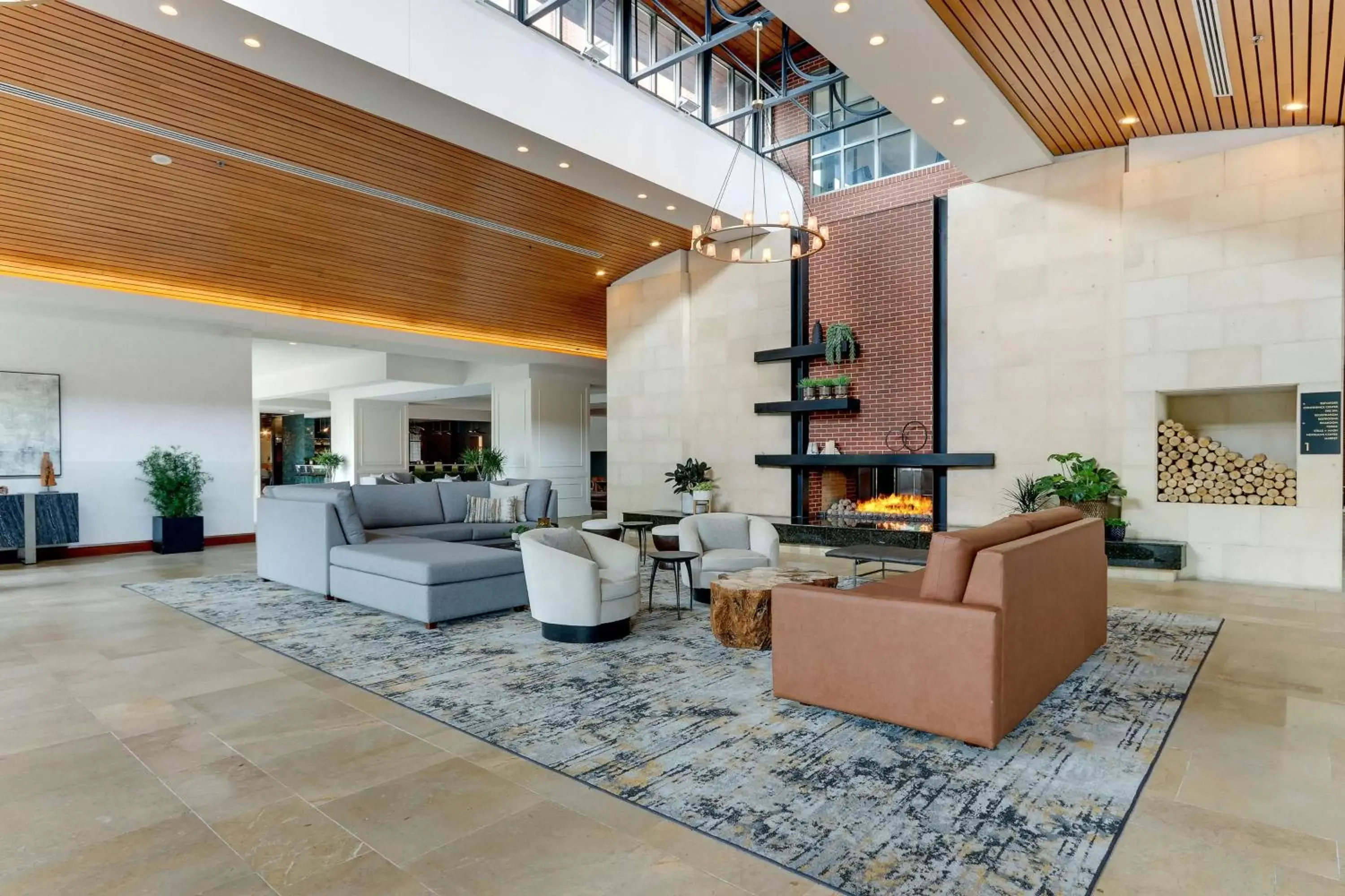 Lobby or reception in The Chattanoogan Hotel, Curio Collection By Hilton Lobby or reception in The Chattanoogan Hotel, Curio Collection By Hilton