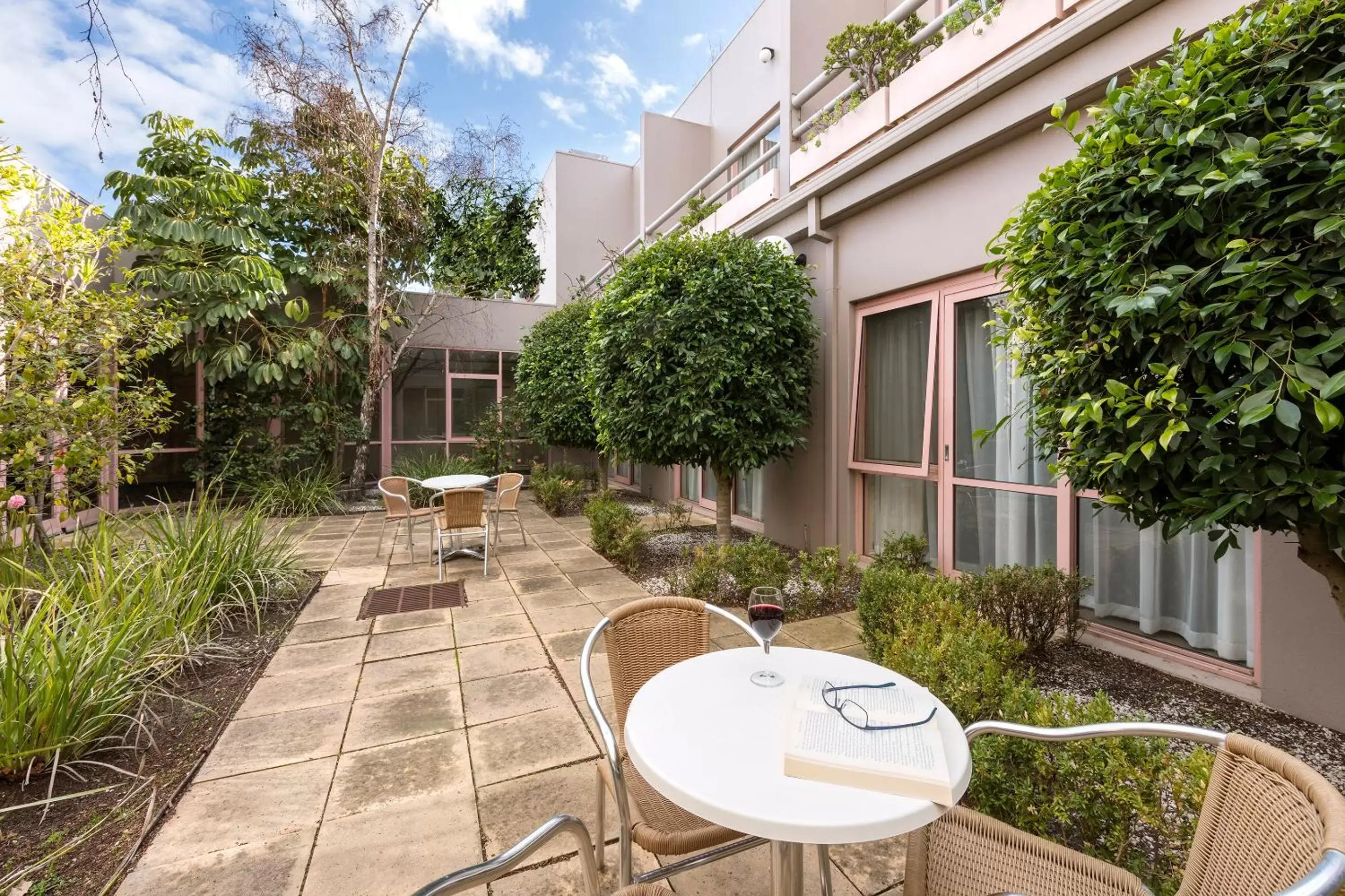 Patio in Kimberley Gardens Hotel, Serviced Apartments and Serviced Villas