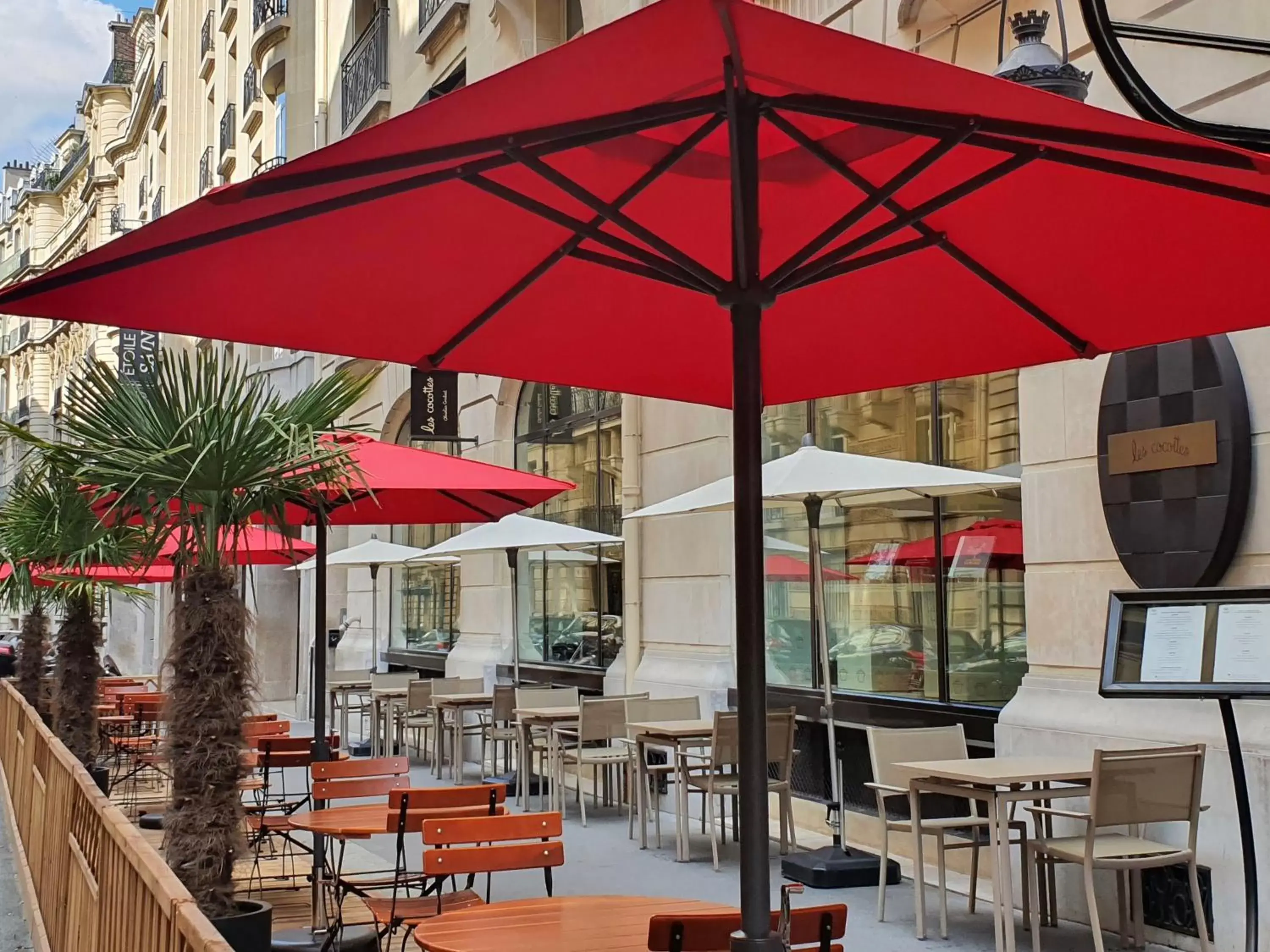 Patio, Restaurant/Places to Eat in Sofitel Paris Arc De Triomphe