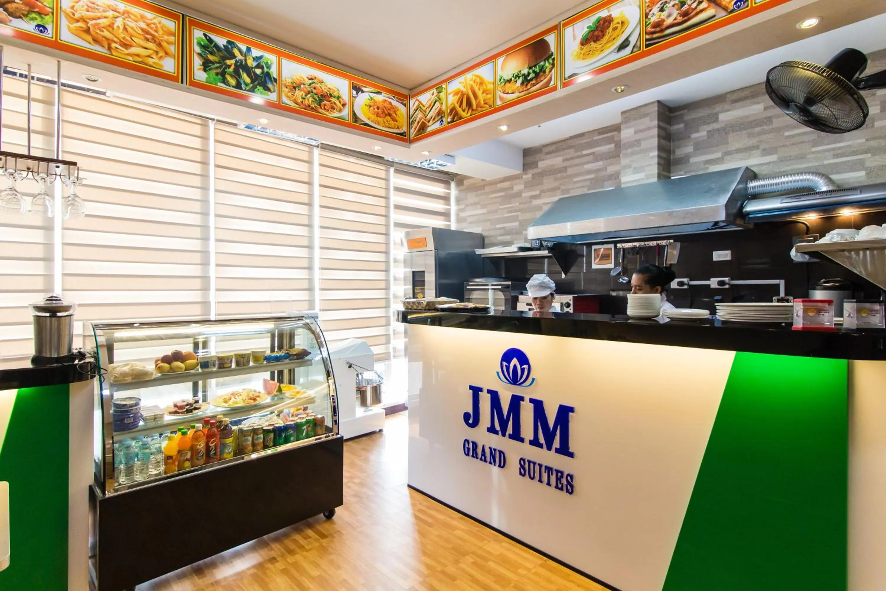 Restaurant/places to eat in Jmm Apartment Suites