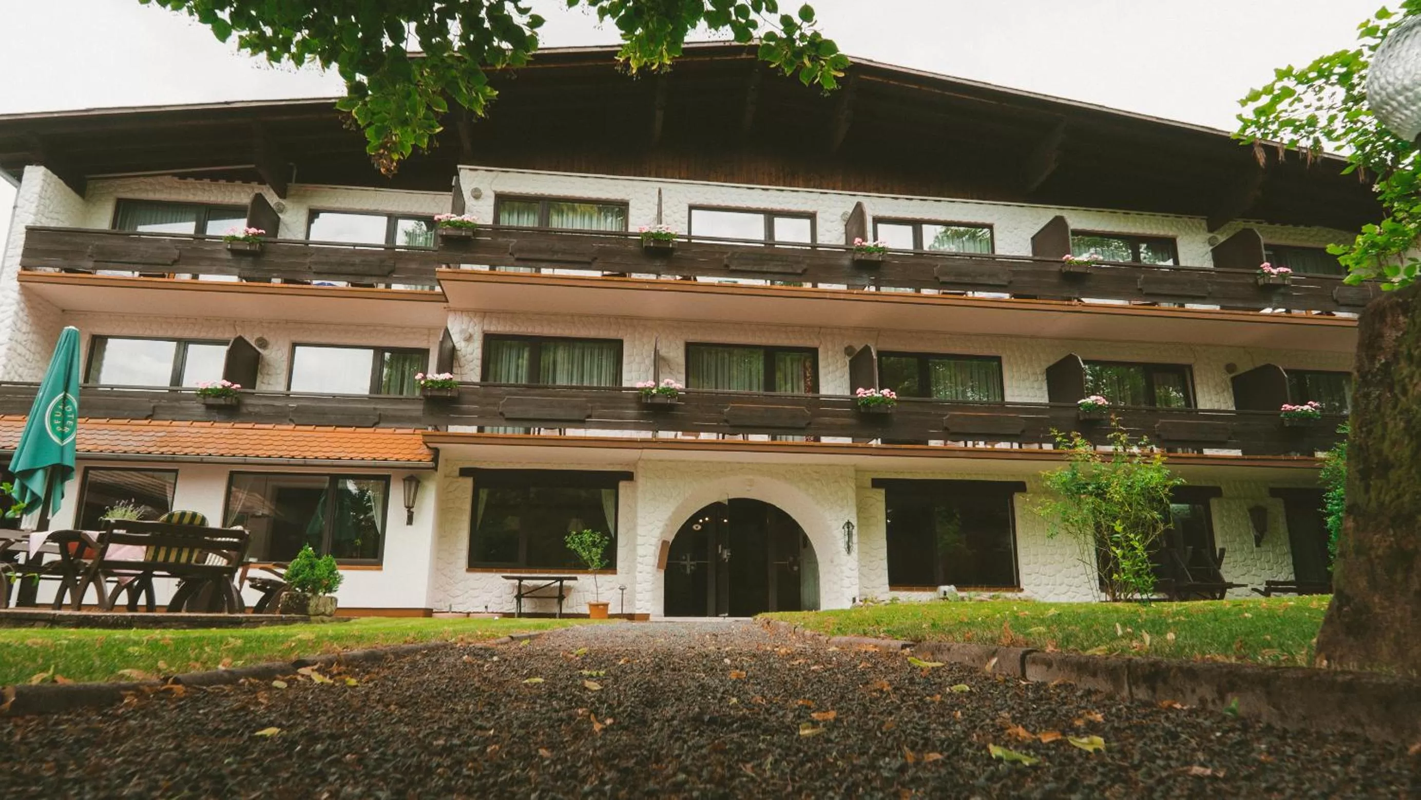 Facade/entrance in Hotel Büchner Garni