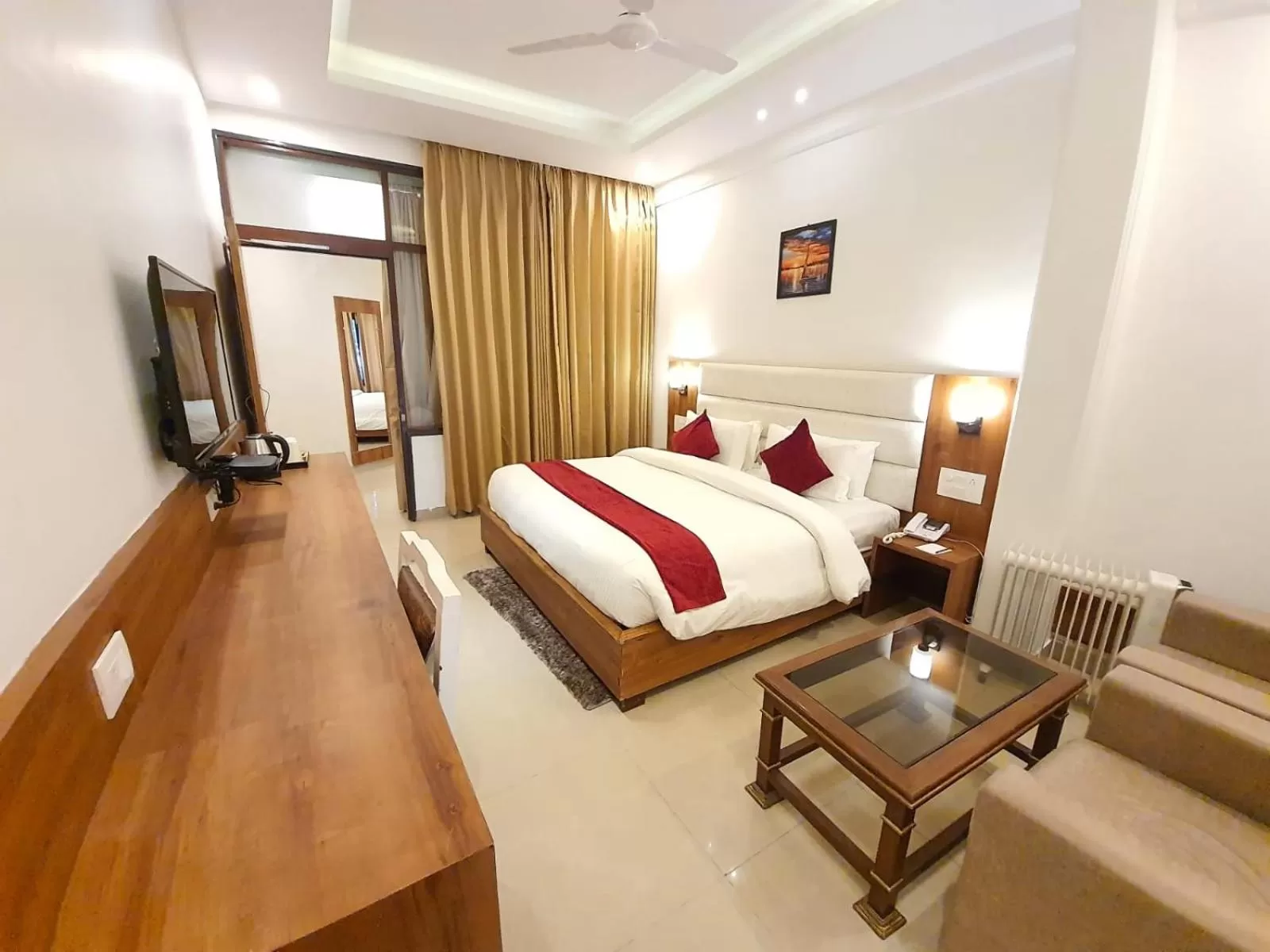 Bedroom, Bed in Pride Ashiyana Resort Mussoorie
