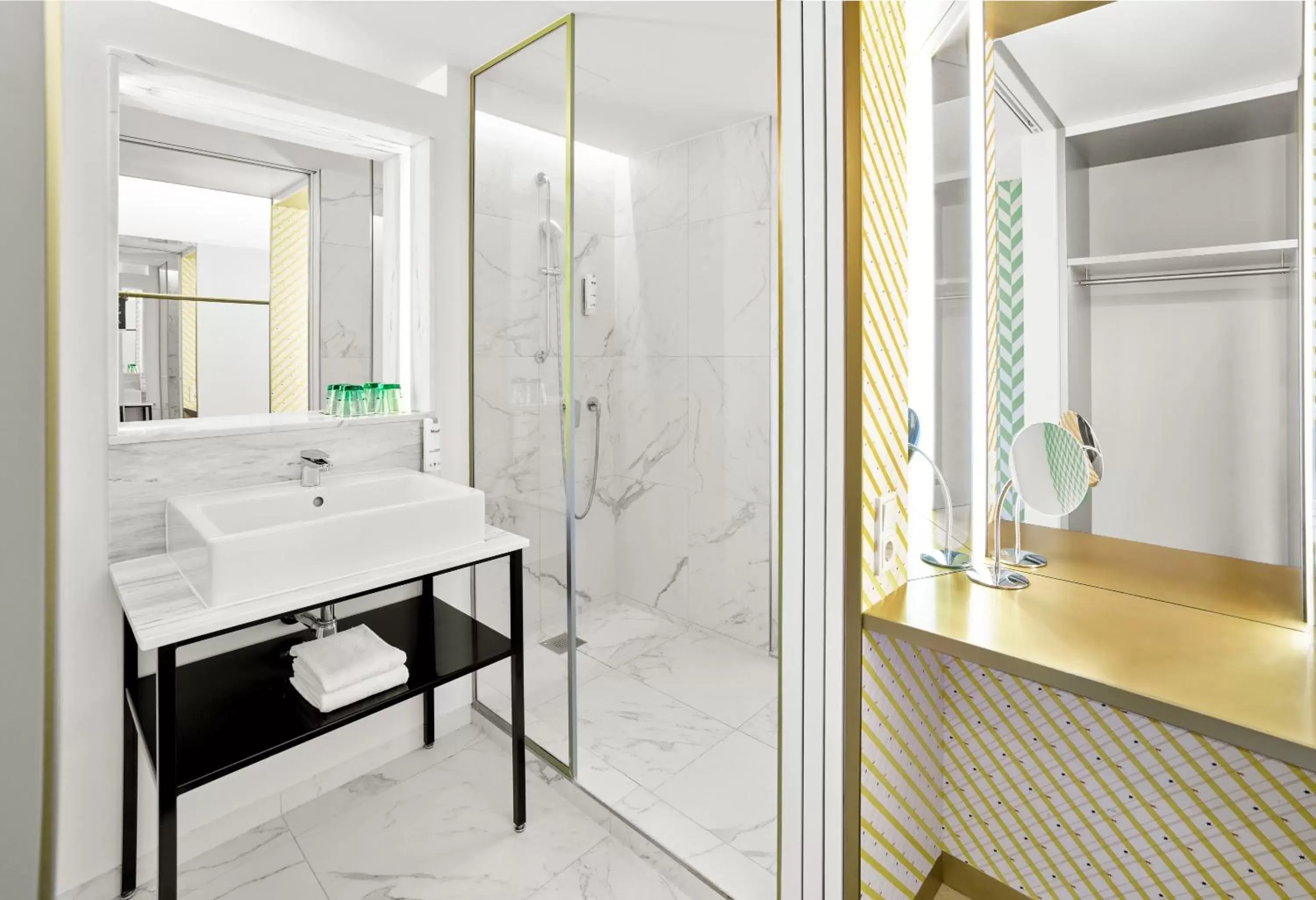 Shower, Bathroom in MAXX by Steigenberger Vienna