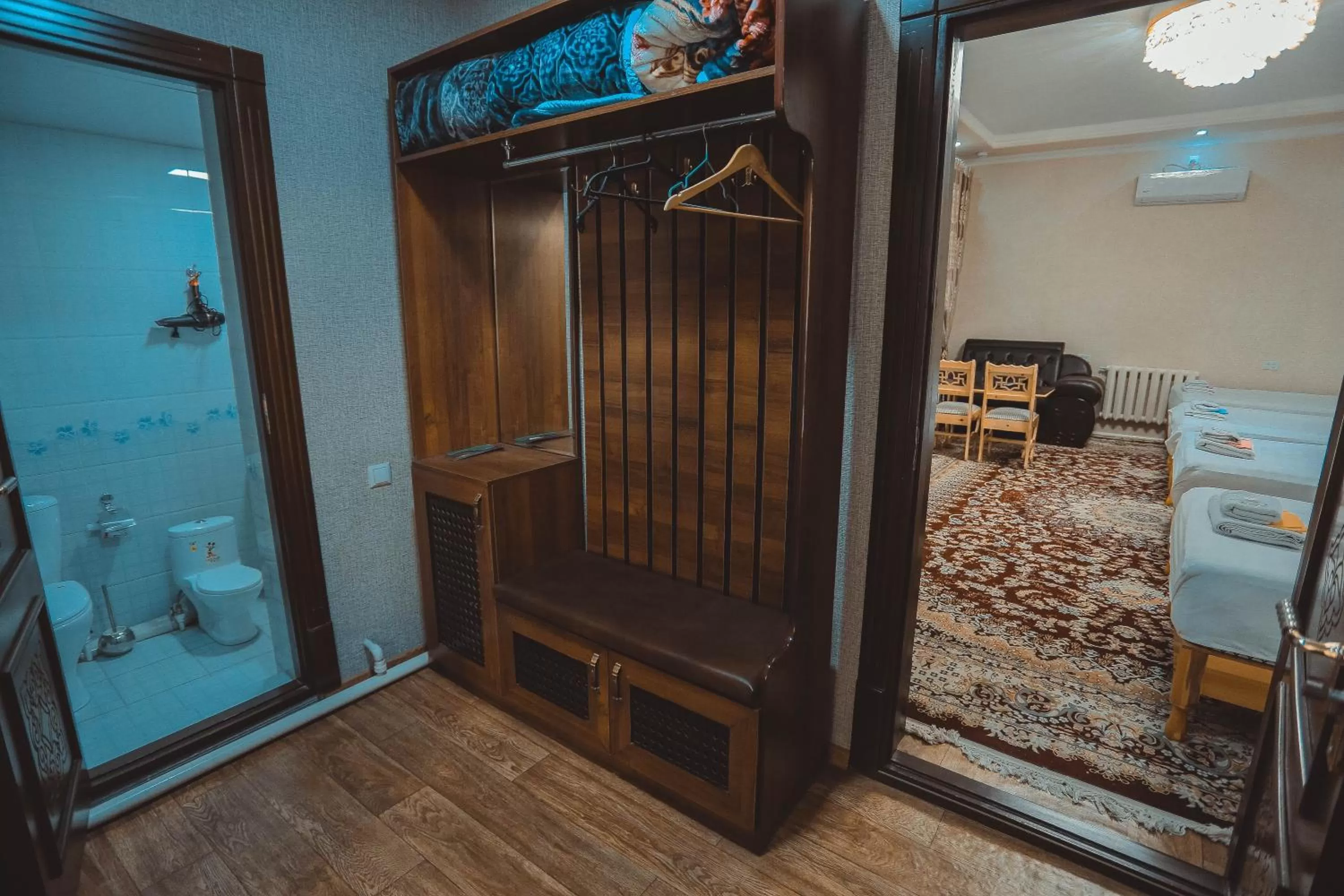 Facade/entrance, Bed in Yasmin