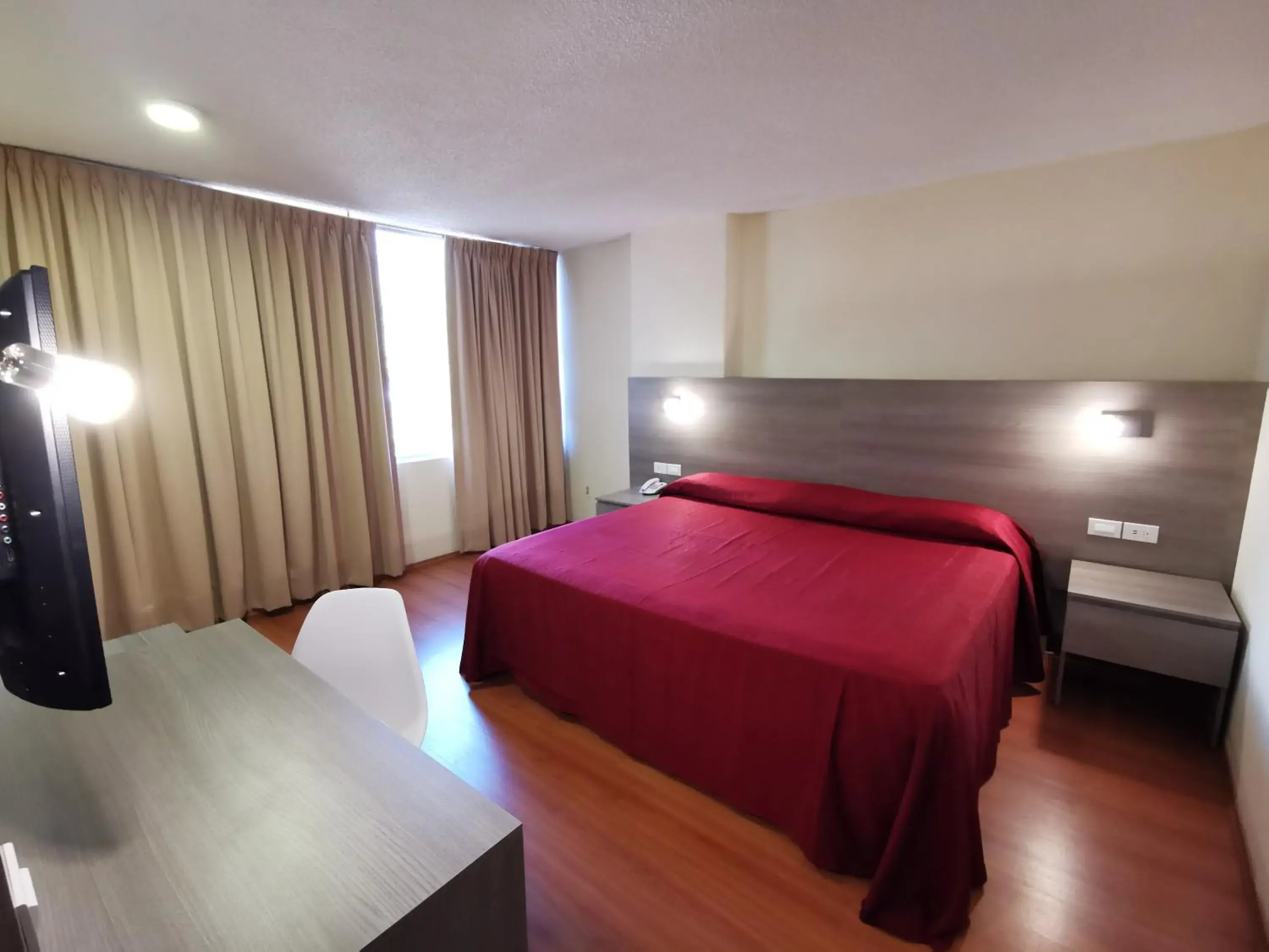 Bed in Hotel Del Angel Reforma