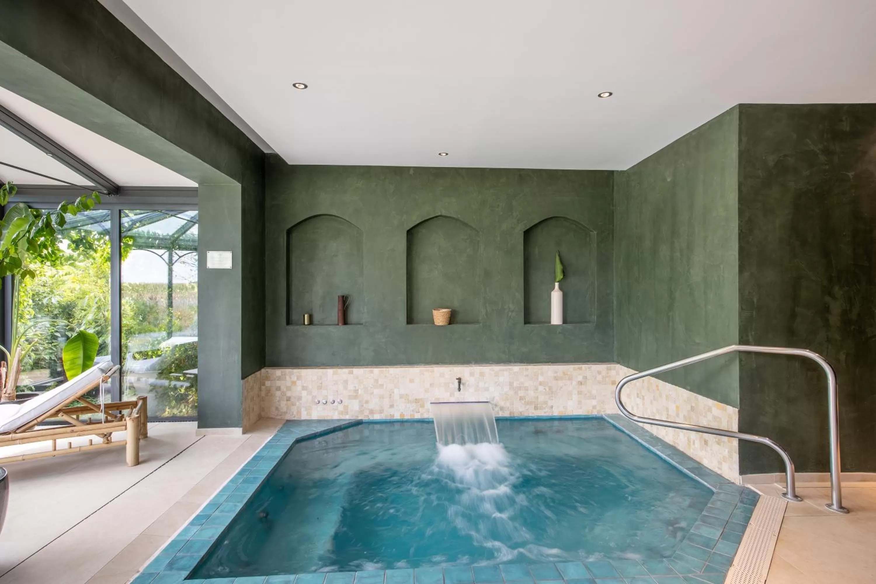 Spa and wellness centre/facilities in Domaine de Bellevue, The Originals Relais