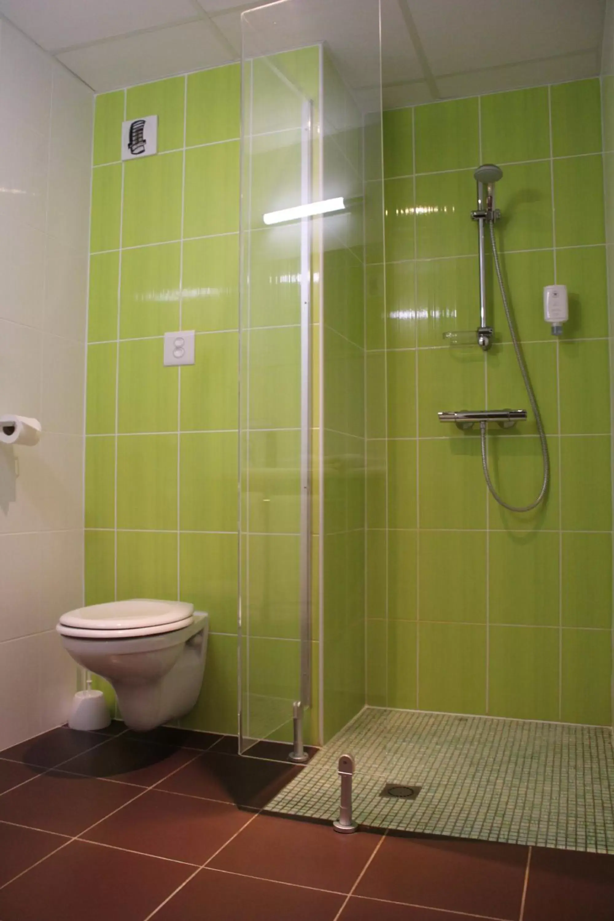 Bathroom in The Originals City, Hotel Novella Premium, Nantes Est