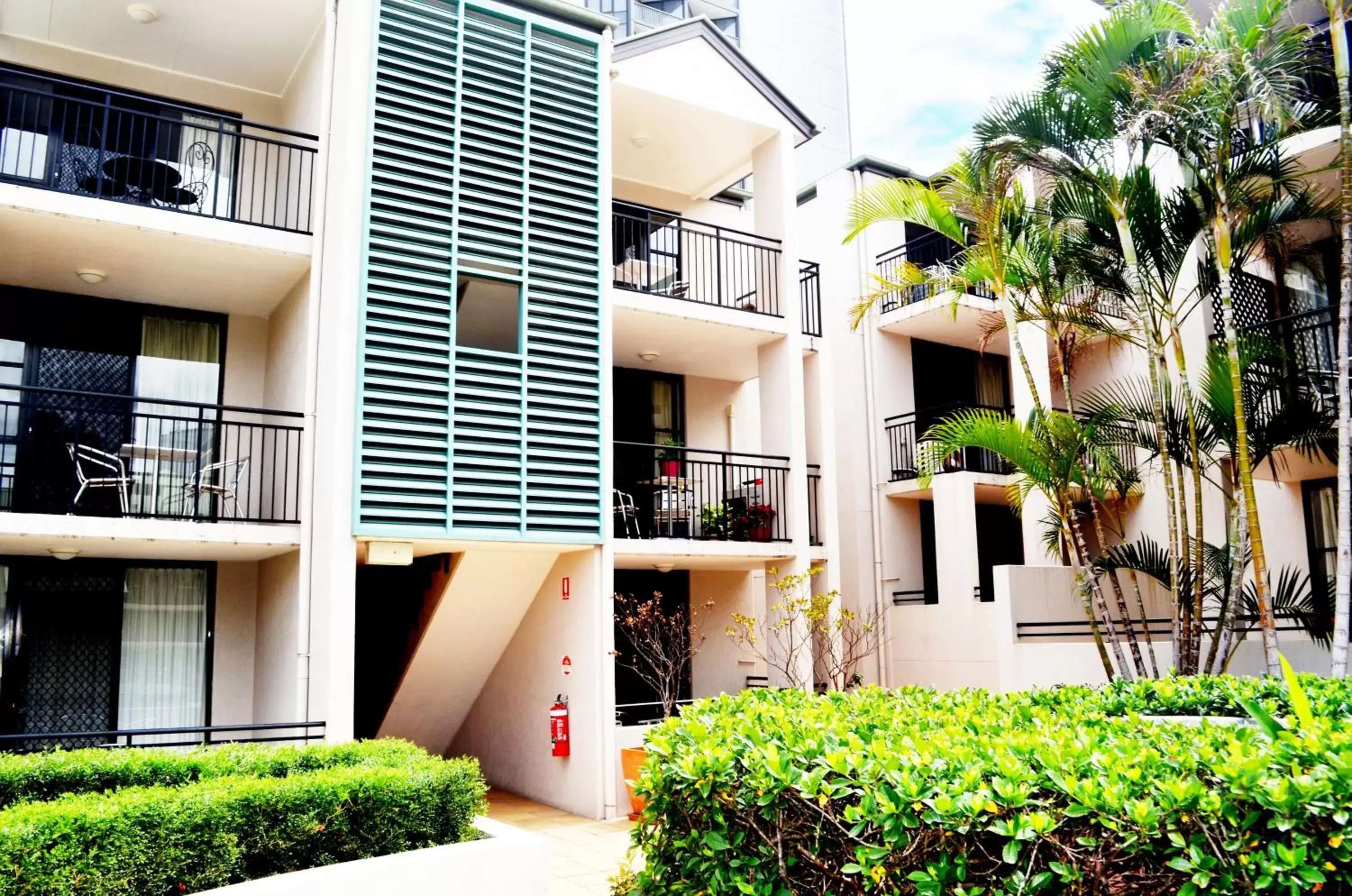 Property Building in Spring Hill Mews Apartments