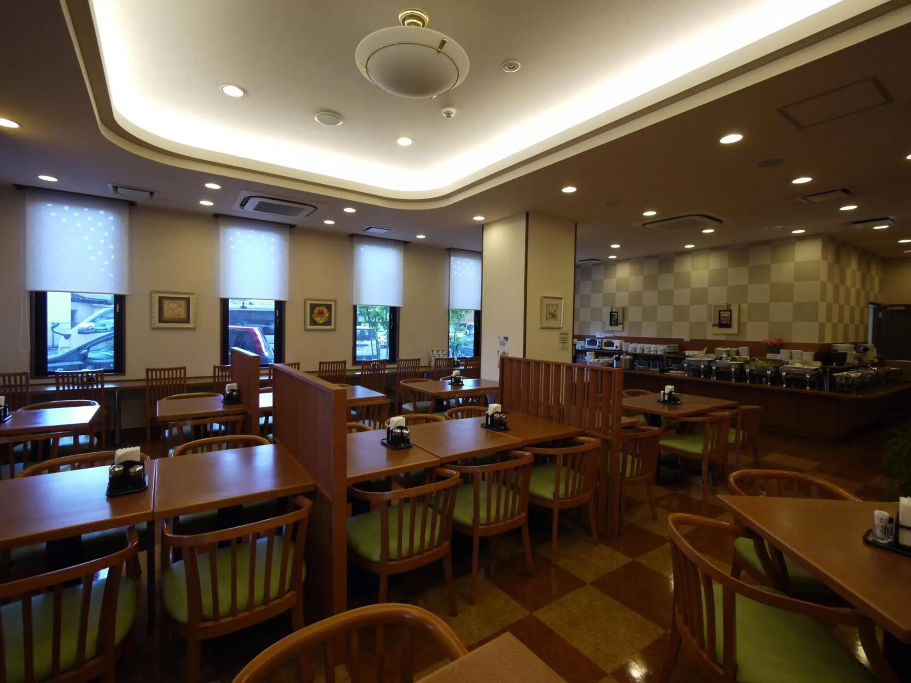 Restaurant/Places to Eat in Hotel Route-Inn Sakata