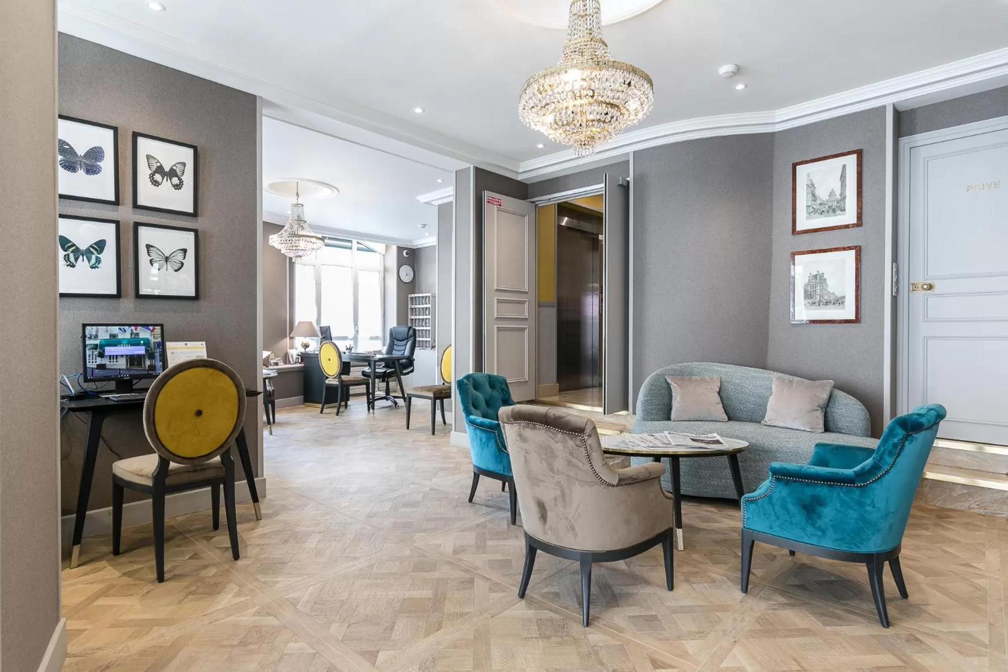 Lobby or reception in Hotel Saint Christophe