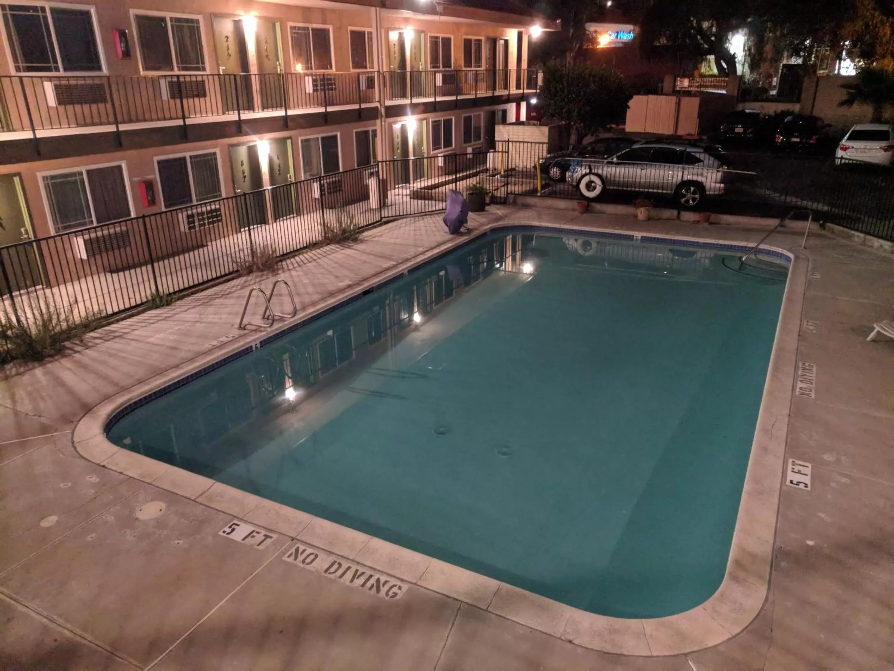 Night, Swimming Pool in Americas Best Value Inn Thousand Oaks