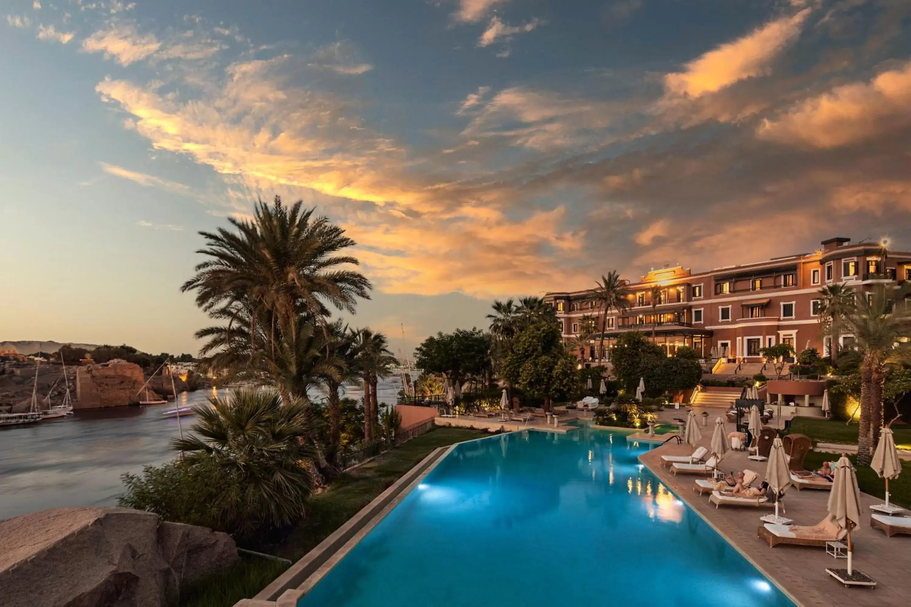 Swimming Pool in Sofitel Legend Old Cataract