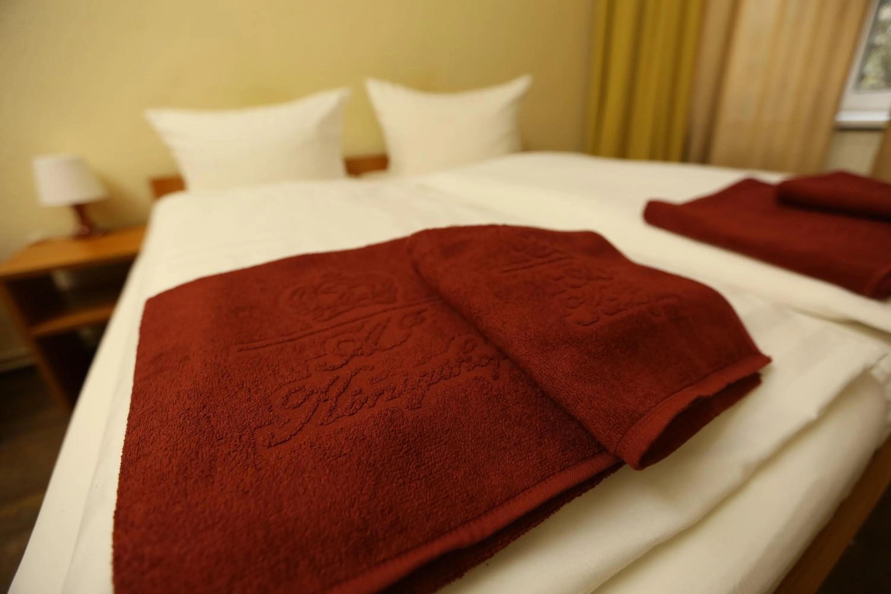 Property logo or sign, Bed in Hotel AI Königshof