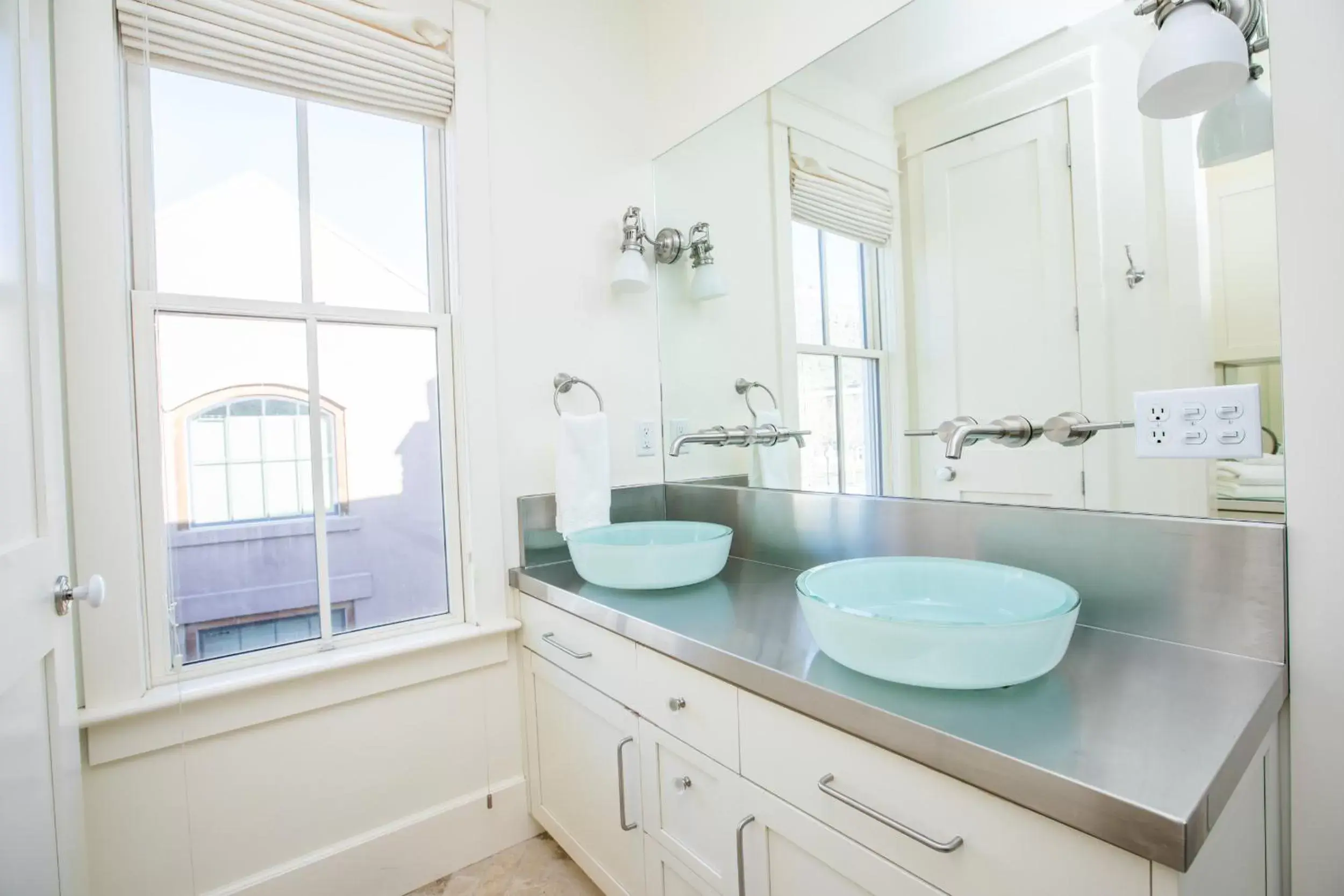 Bathroom in South Main Residences by Surf Hotel
