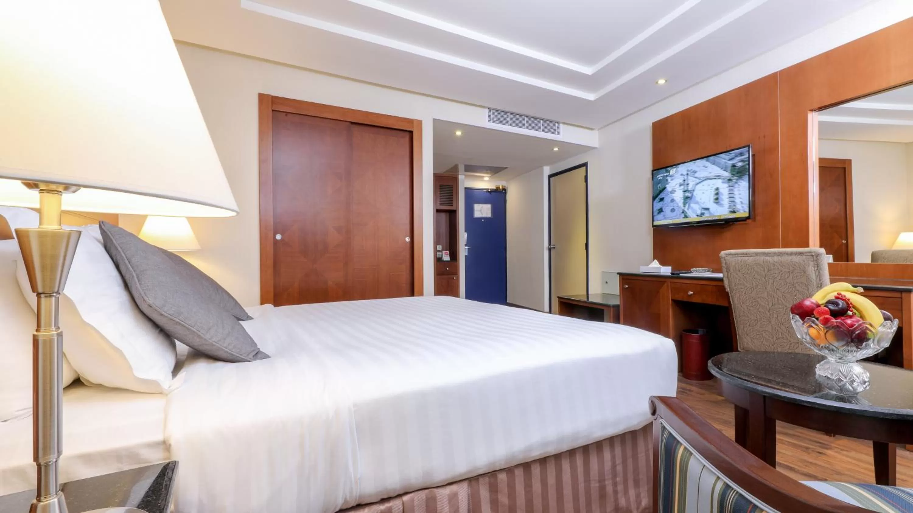 Bedroom, Bed in Crowne Plaza Riyadh Palace by IHG