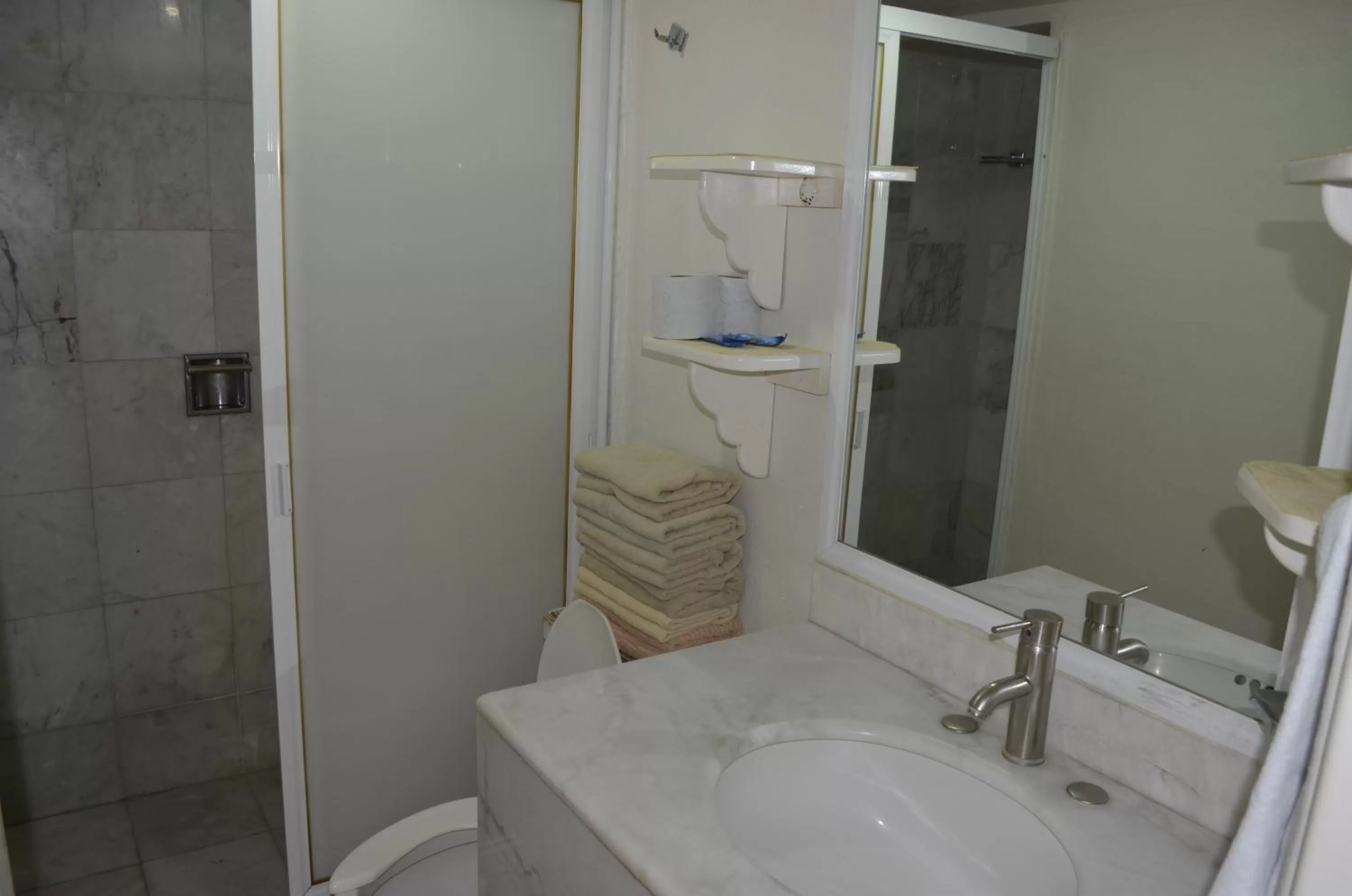 ENNA INN IXTAPA DEPARTAMENTOS ViSTA AL MAR