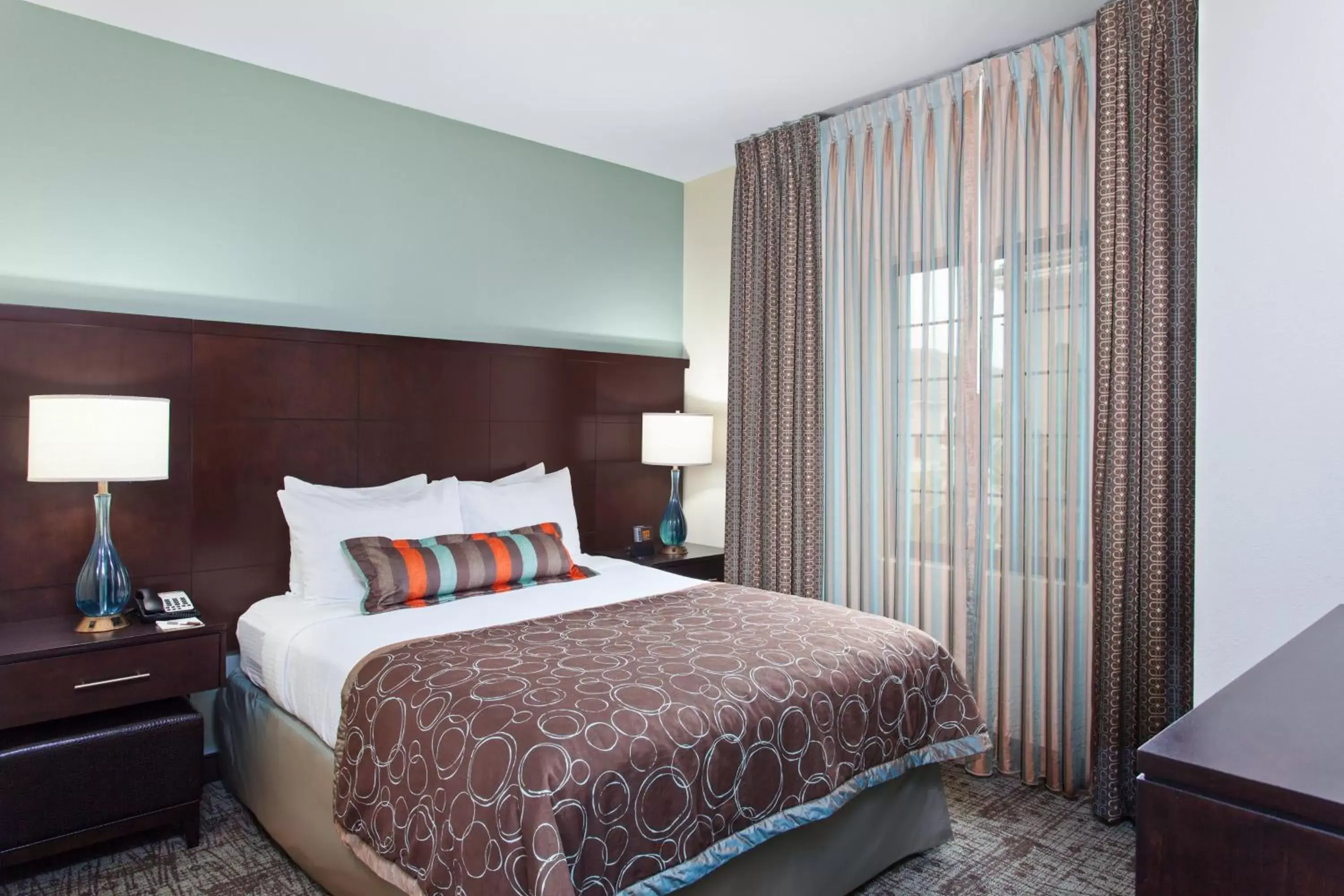 Photo of the whole room, Bed in Staybridge Suites Irvine East/Lake Forest, an IHG Hotel