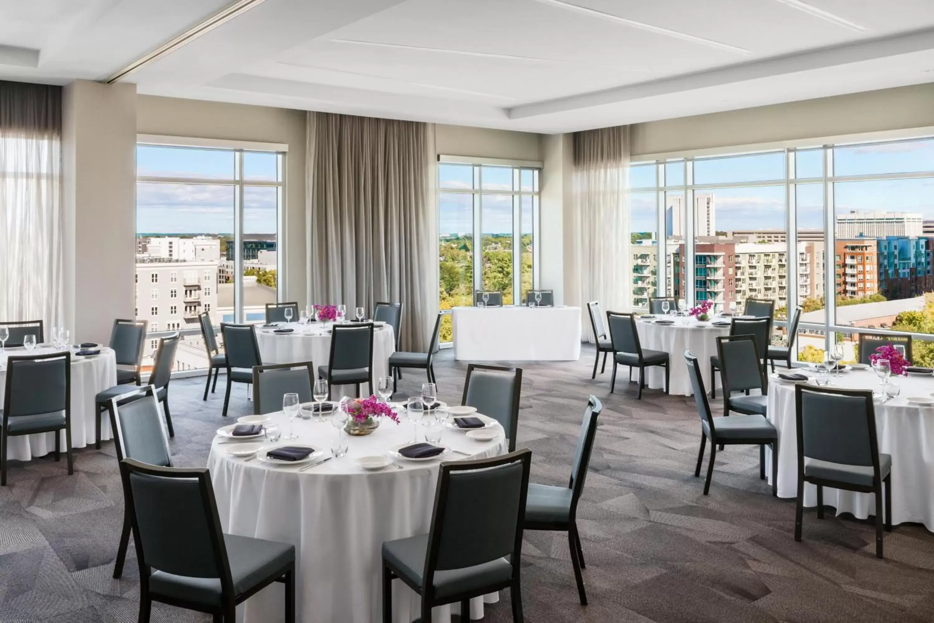 Banquet/Function facilities, Restaurant/Places to Eat in AC Hotel By Marriott Raleigh Downtown