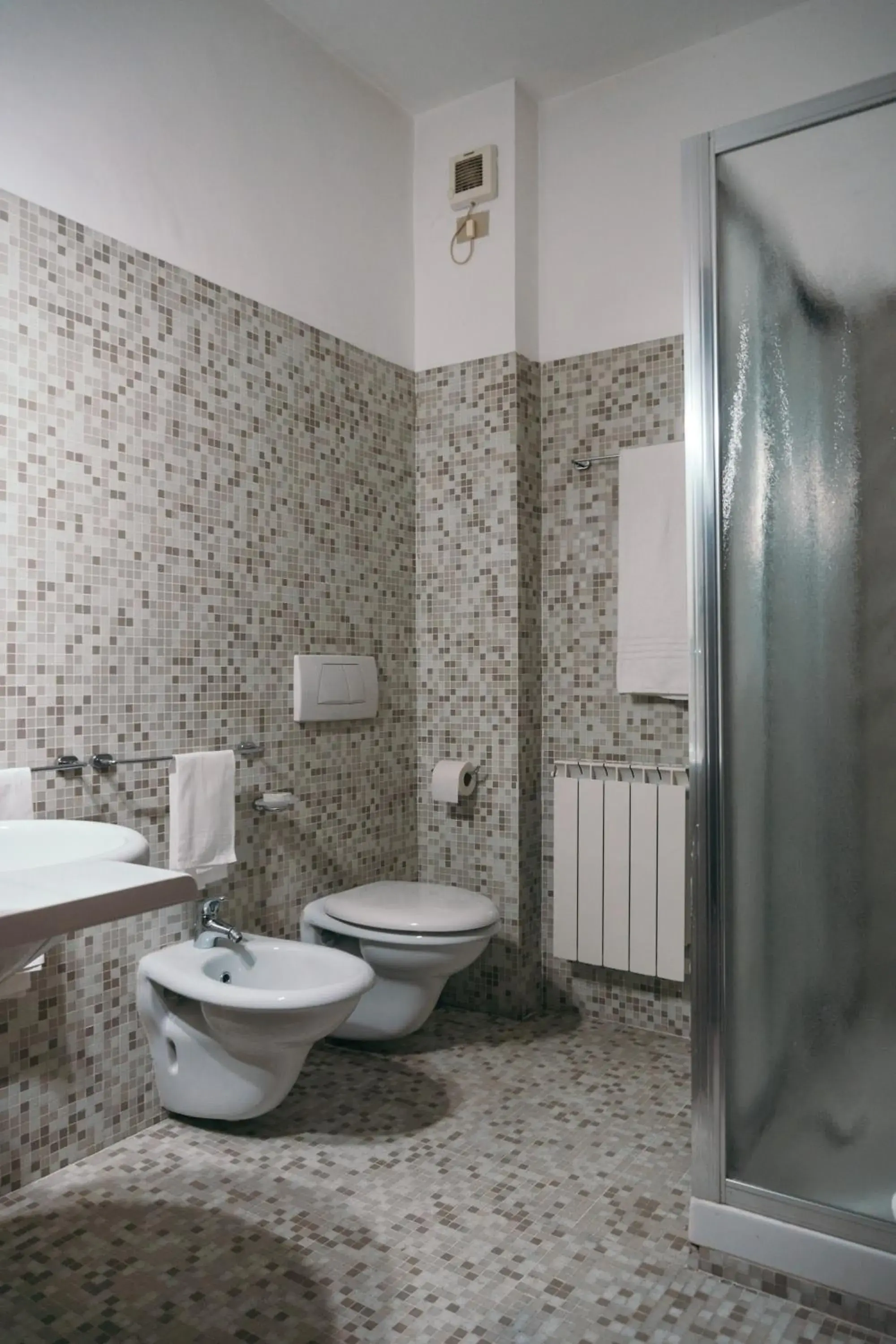 Shower, Bathroom in Residence Hotel Torino Uno