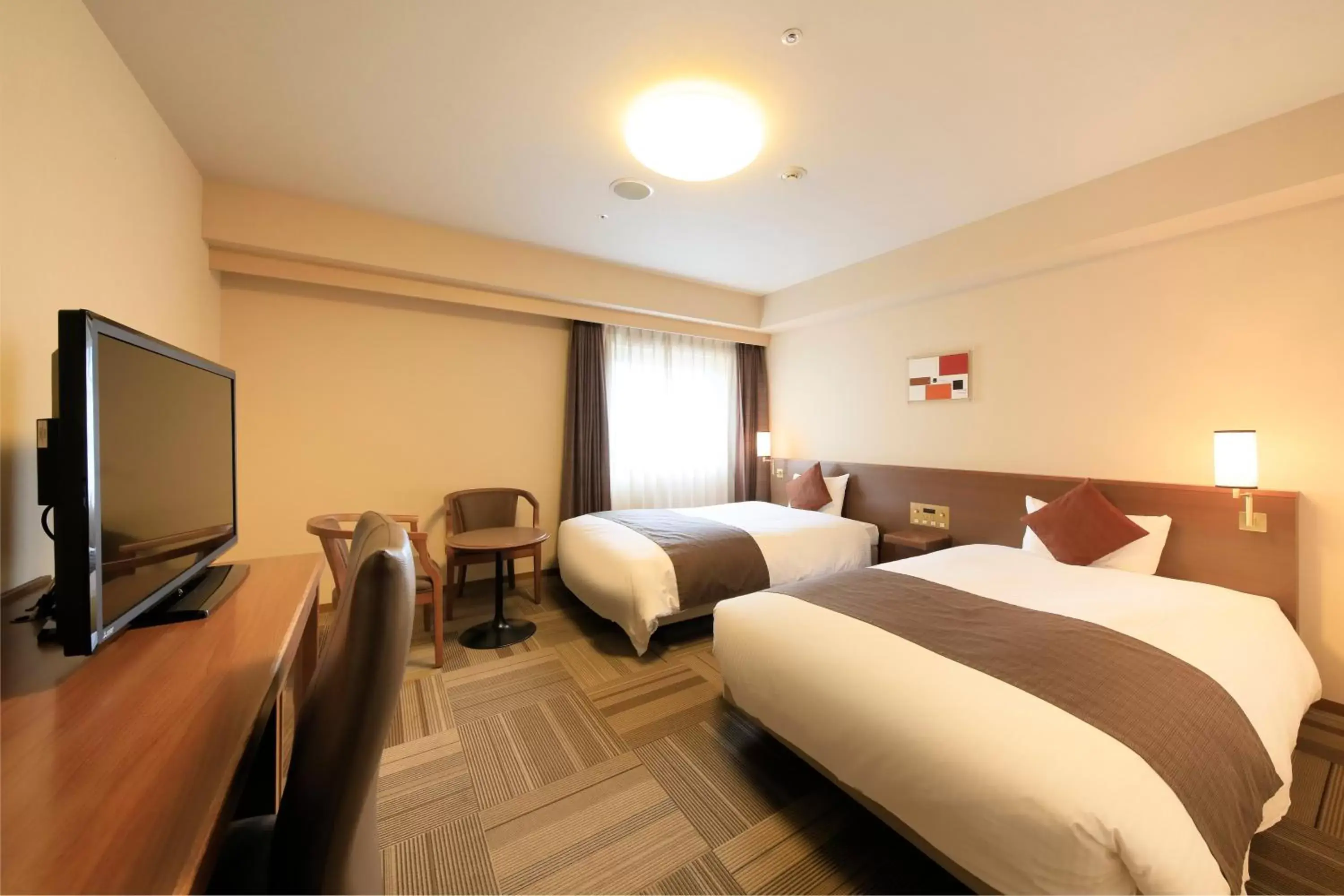 Bed, Room Photo in Daiwa Roynet Hotel Hachinohe