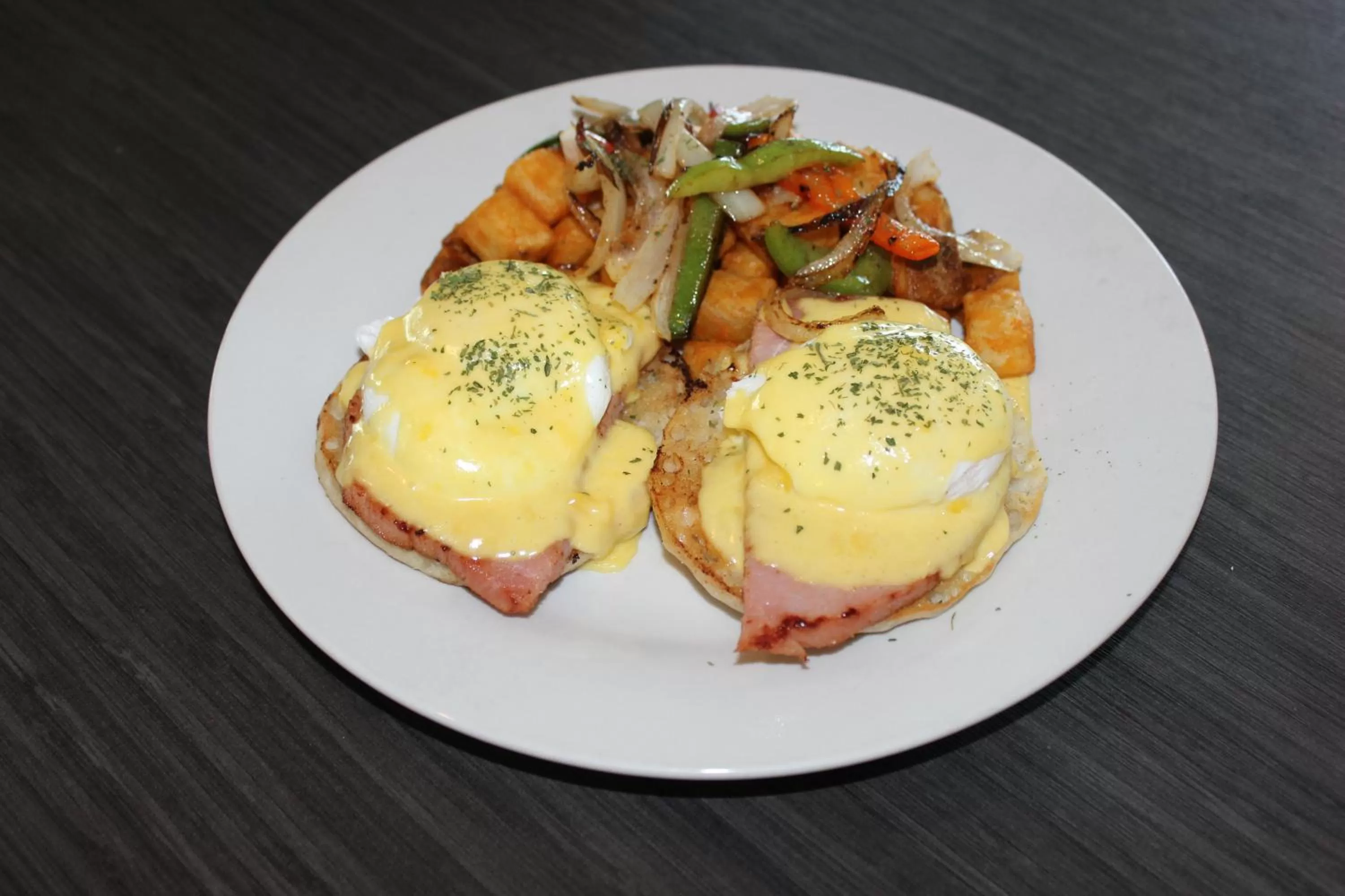 Restaurant/places to eat in Holiday Inn Victorville by IHG