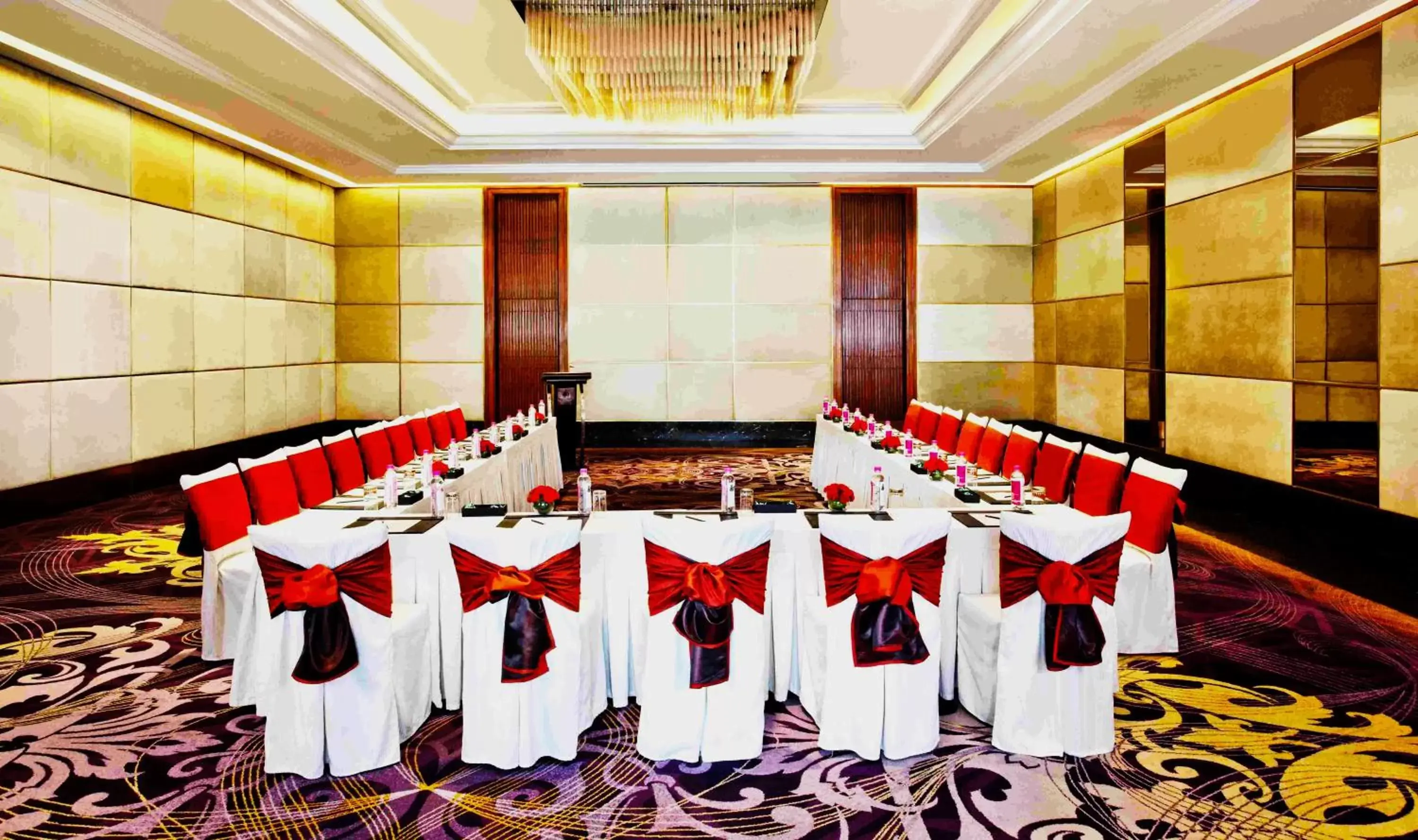 Meeting/conference room in Holiday Inn New Delhi Mayur Vihar Noida, an IHG Hotel