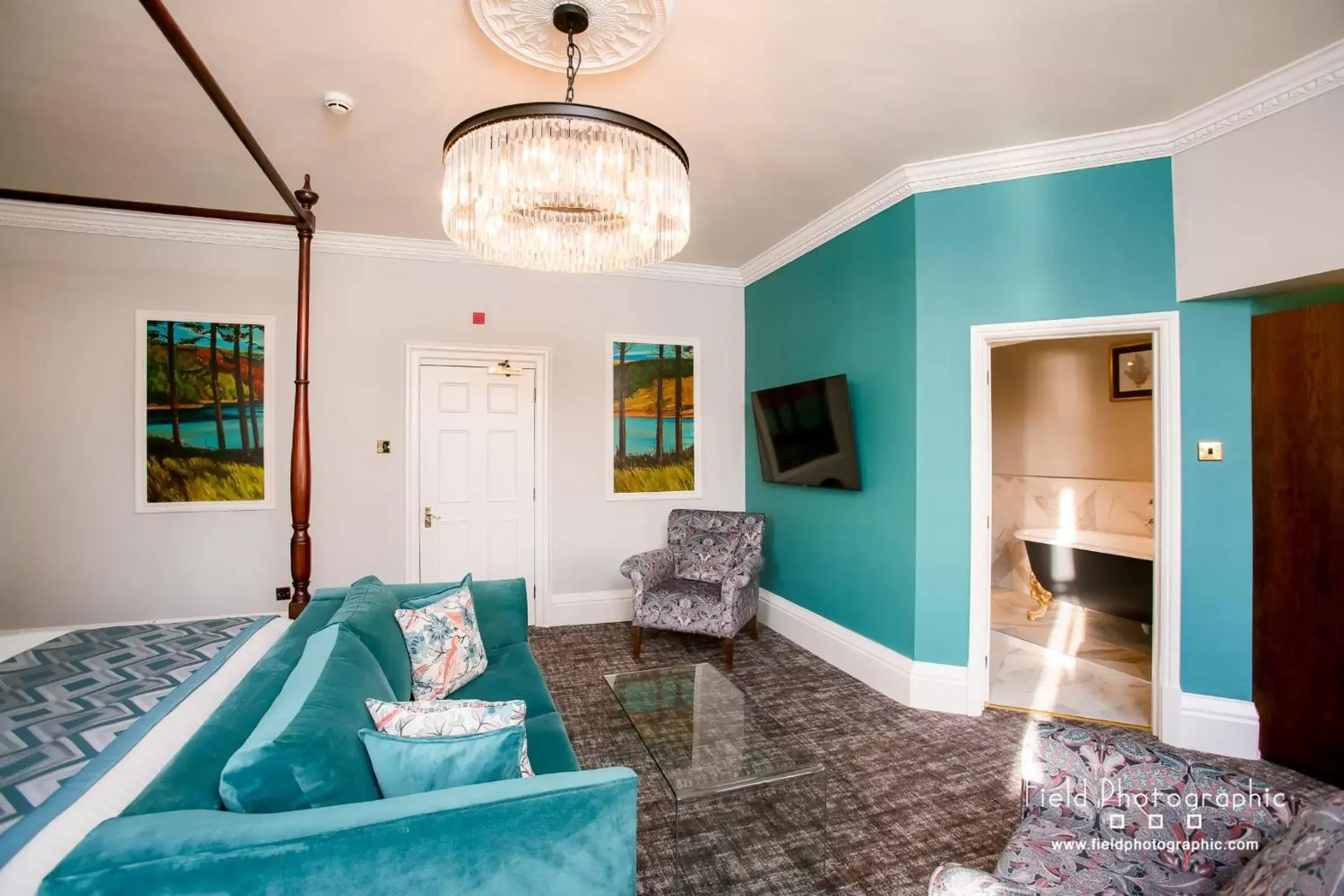 TV and multimedia, Seating Area in Makeney Hall Hotel