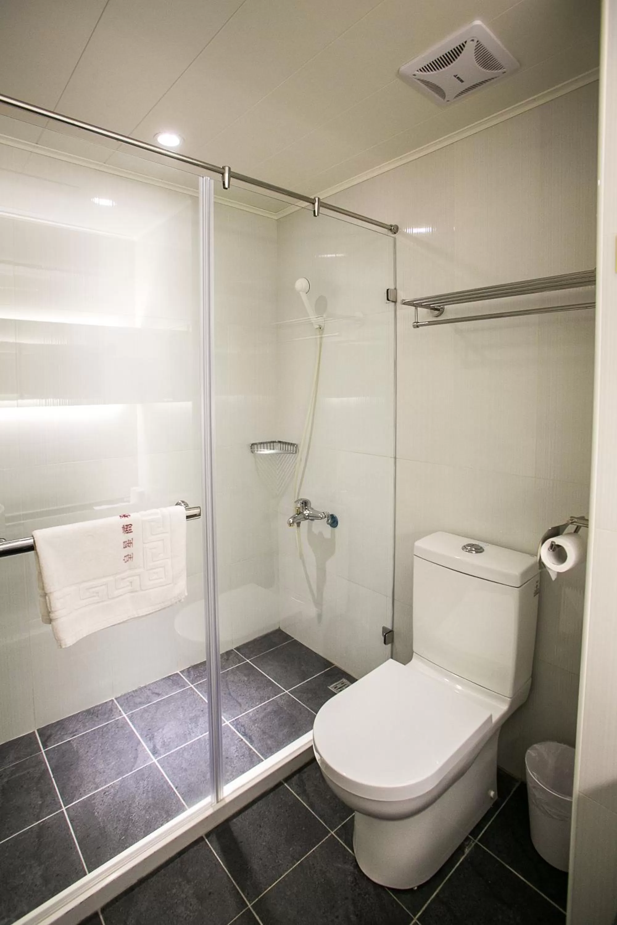 Huang Shin Business Hotel-Shang An