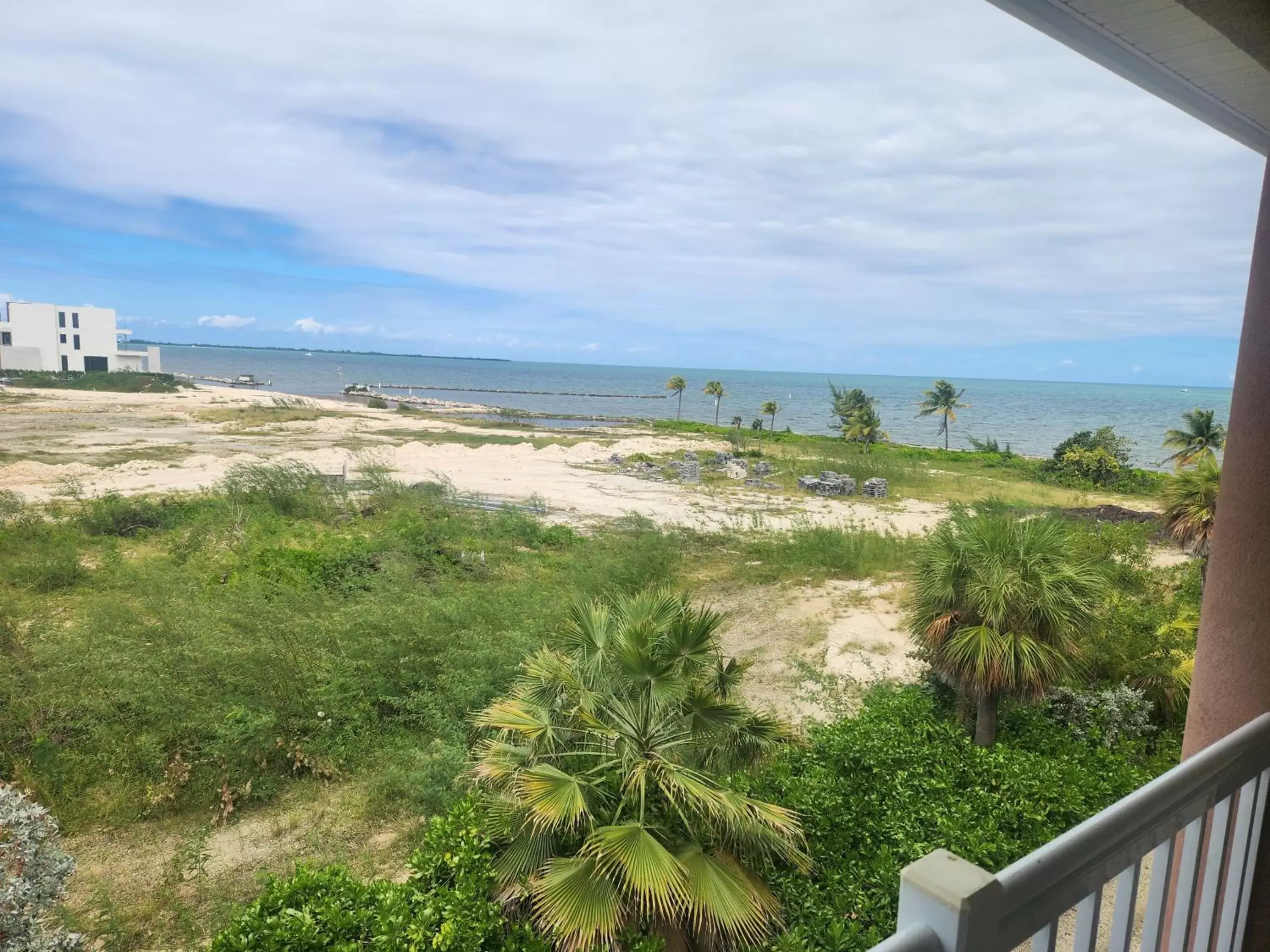 Photo of the whole room in Holiday Inn Resort Grand Cayman, an IHG Hotel