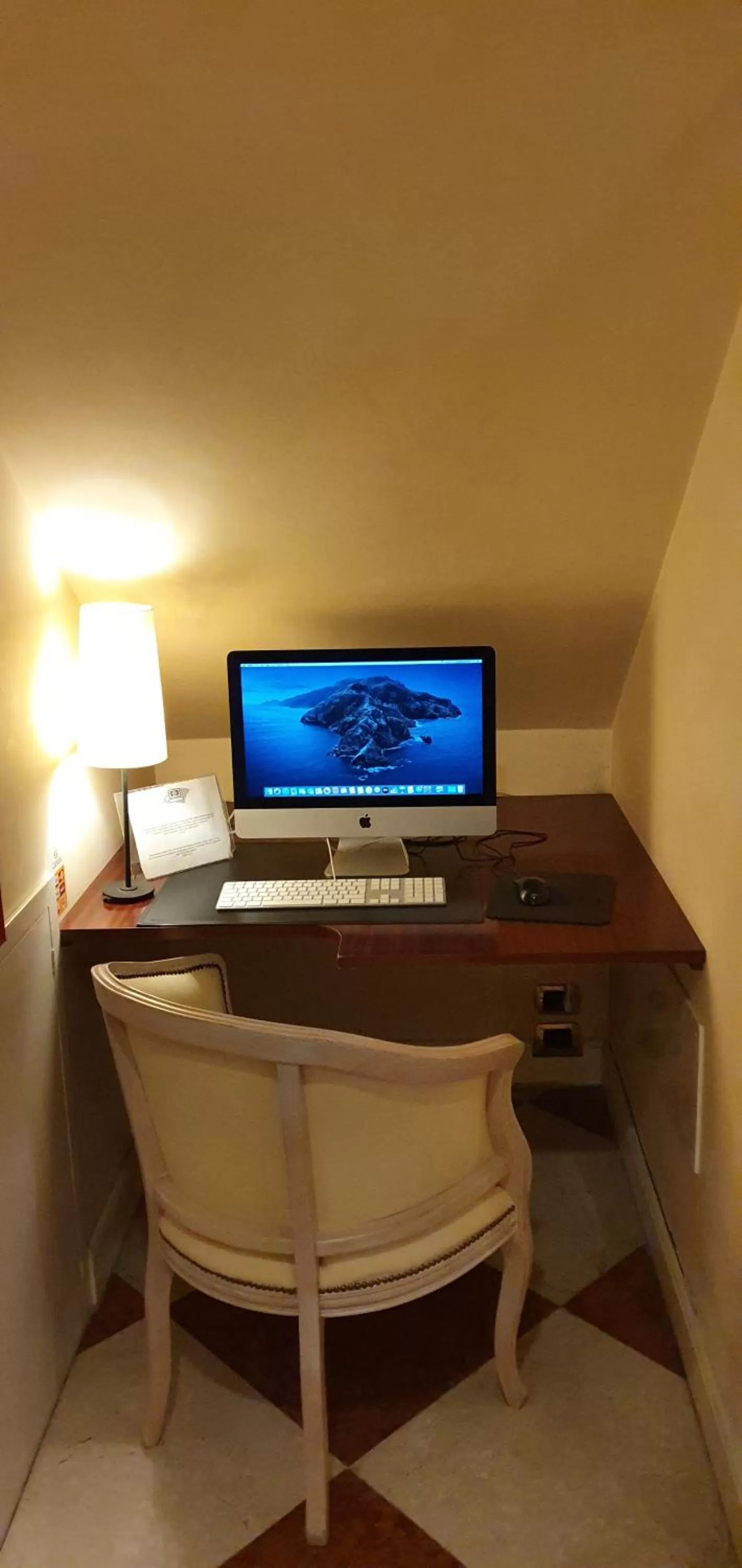 Business facilities in Duodo Palace Hotel