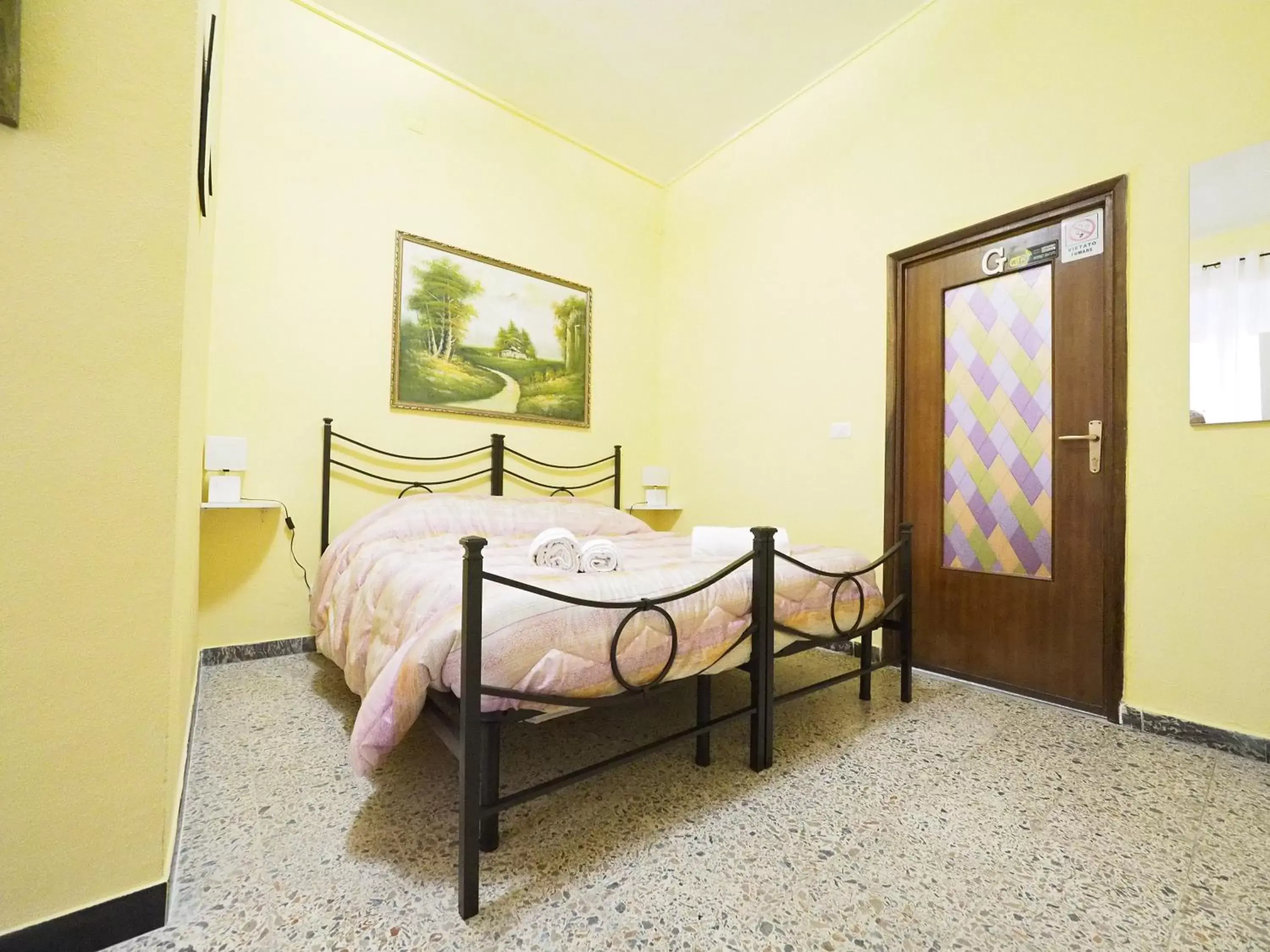 Photo of the whole room, Bed in b&b del corso