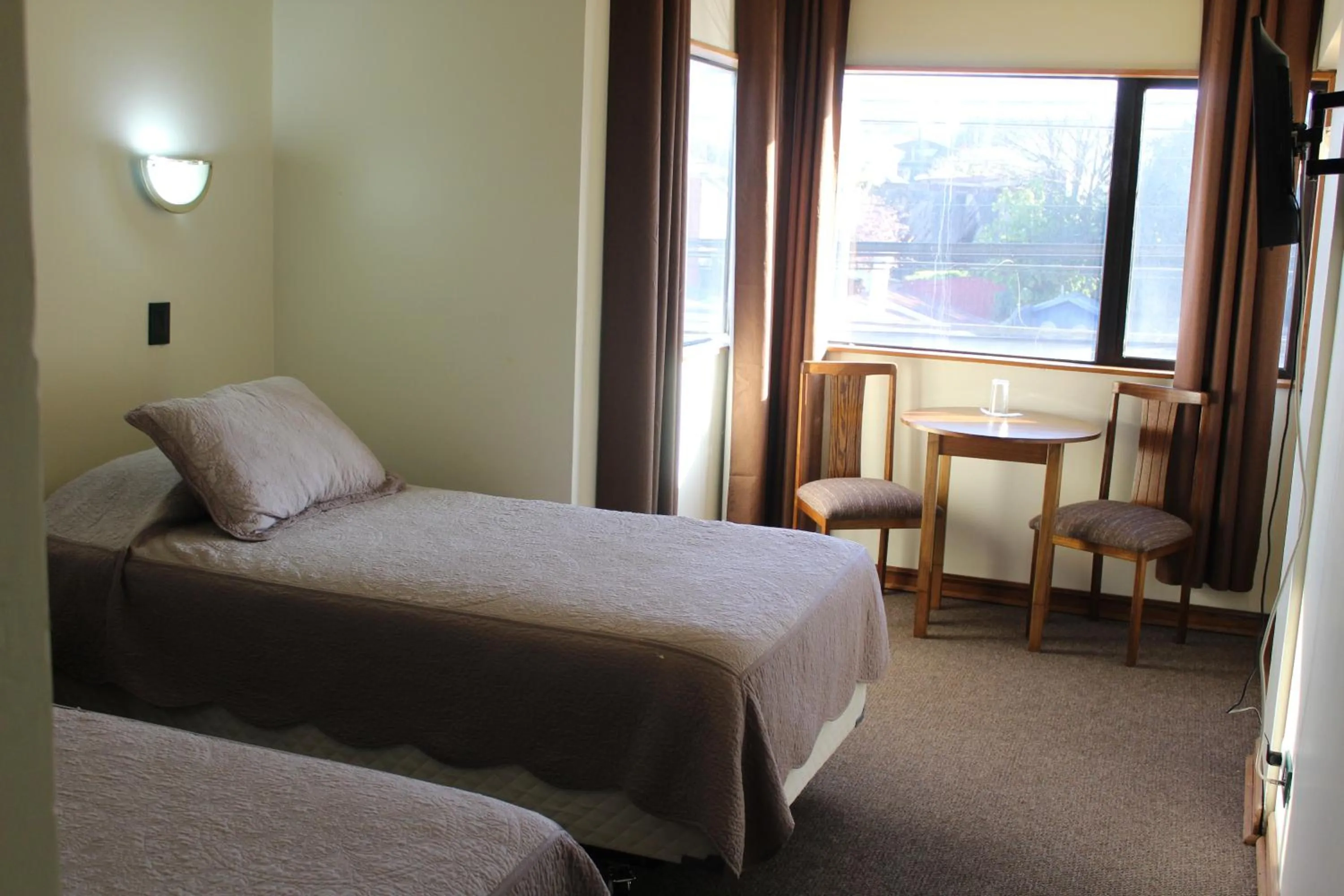 Bed in Hotel Antupiren