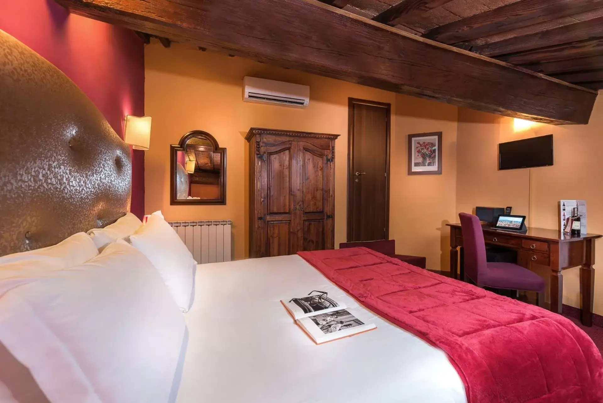 Bed in Hotel Ginori Al Duomo