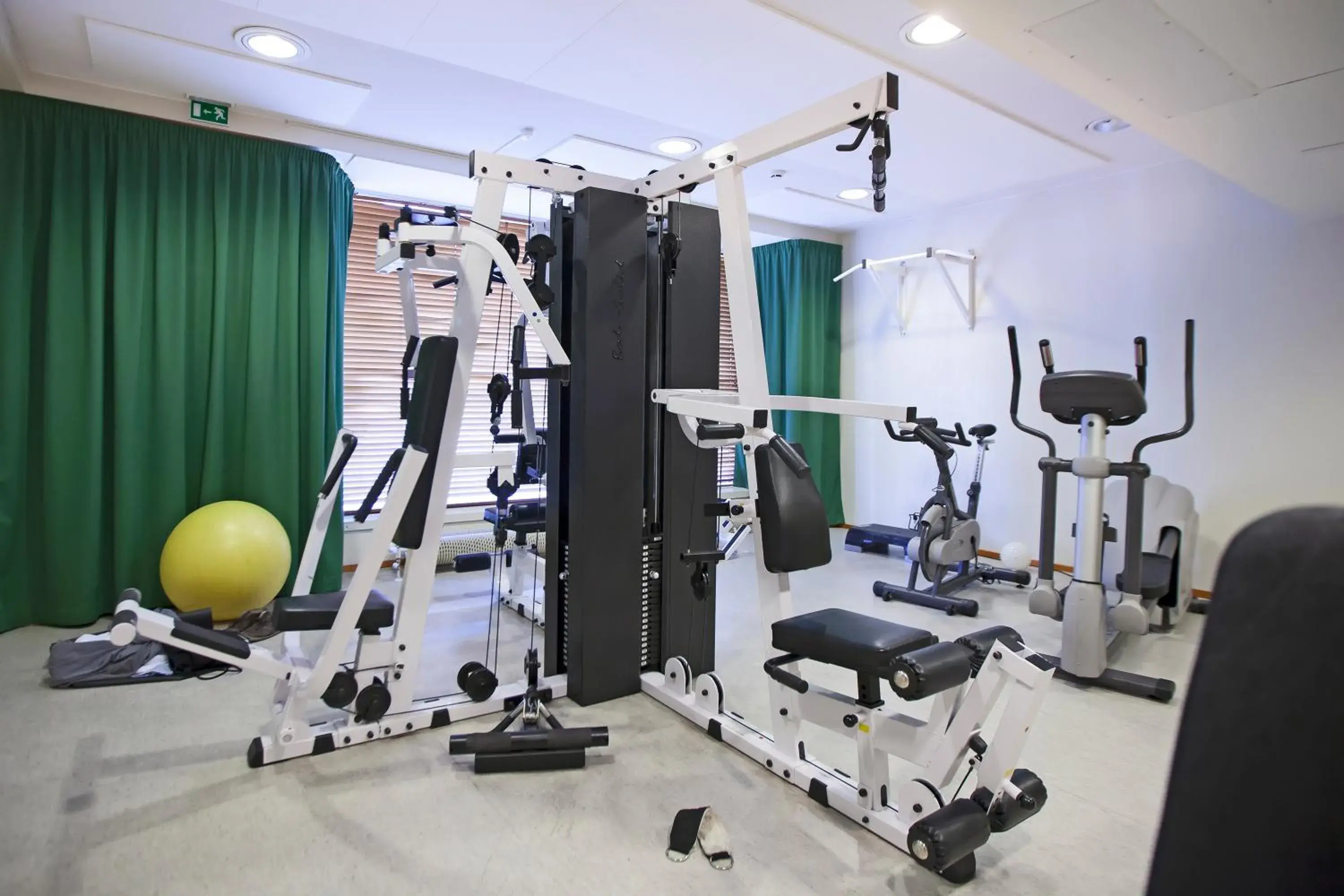 Sports, Fitness Center/Facilities in Hotel Oscar