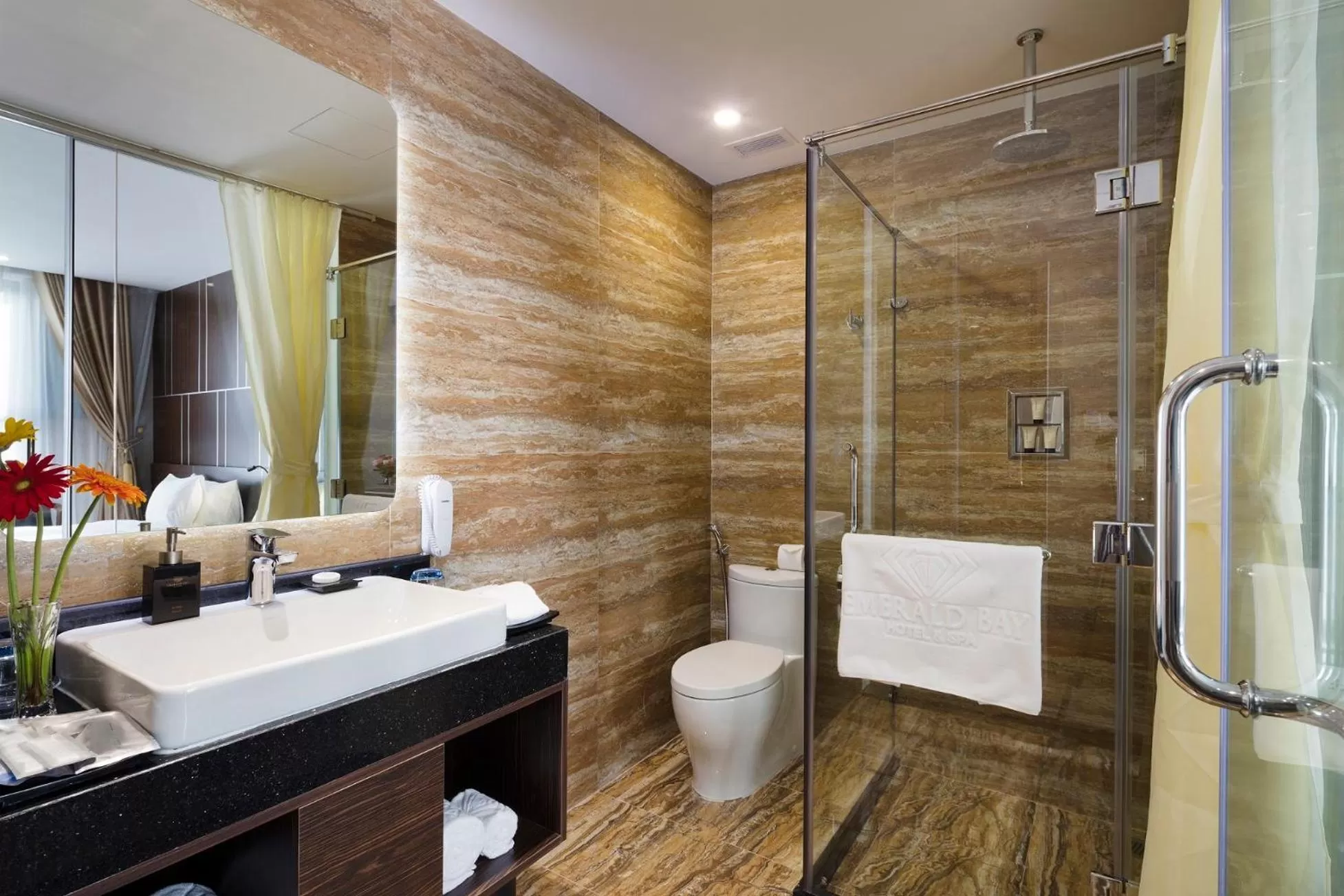 Toilet in Emerald Bay Hotel & Spa Nha Trang