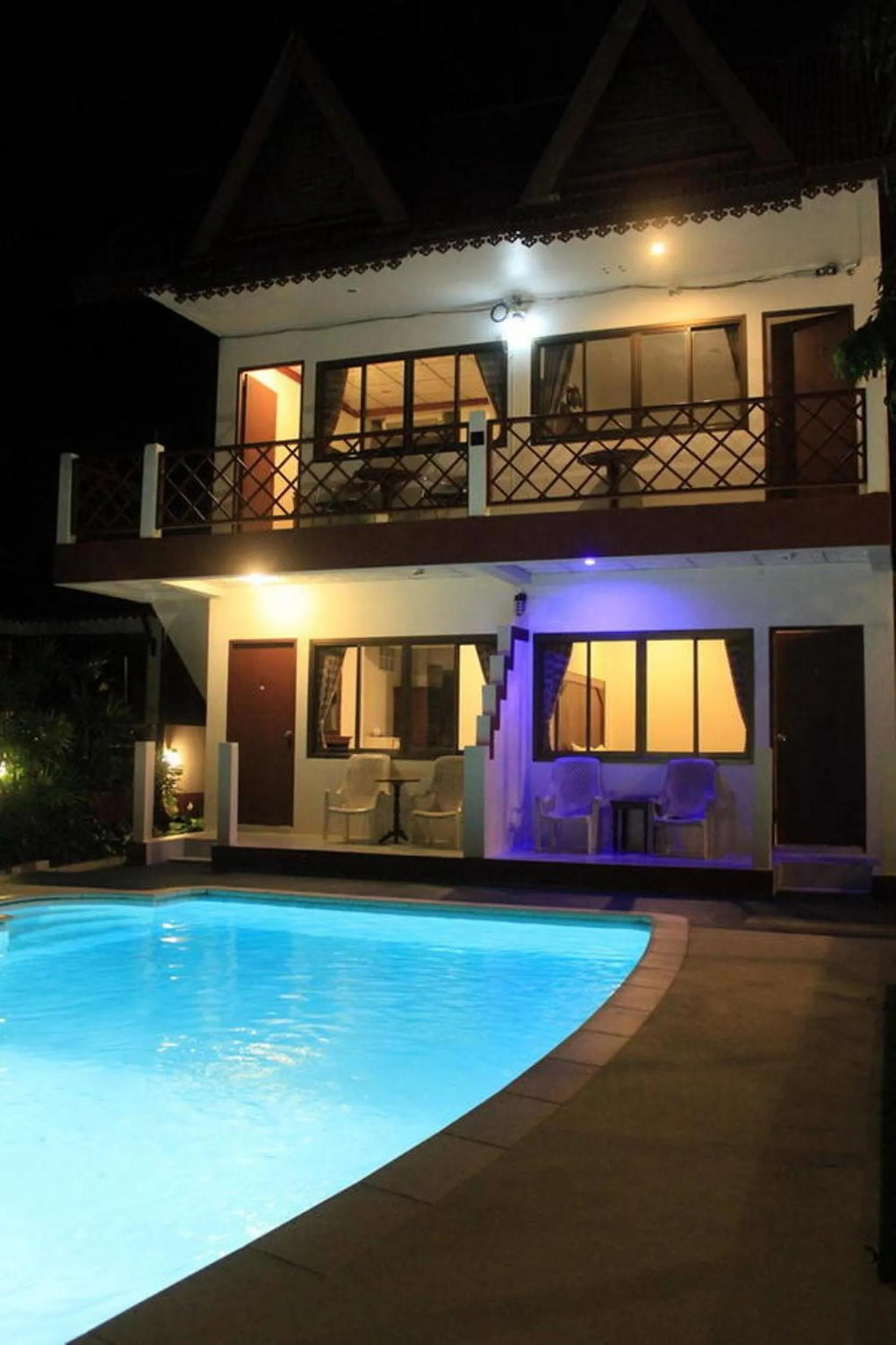 Night, Swimming Pool in Chaweng Noi Resort