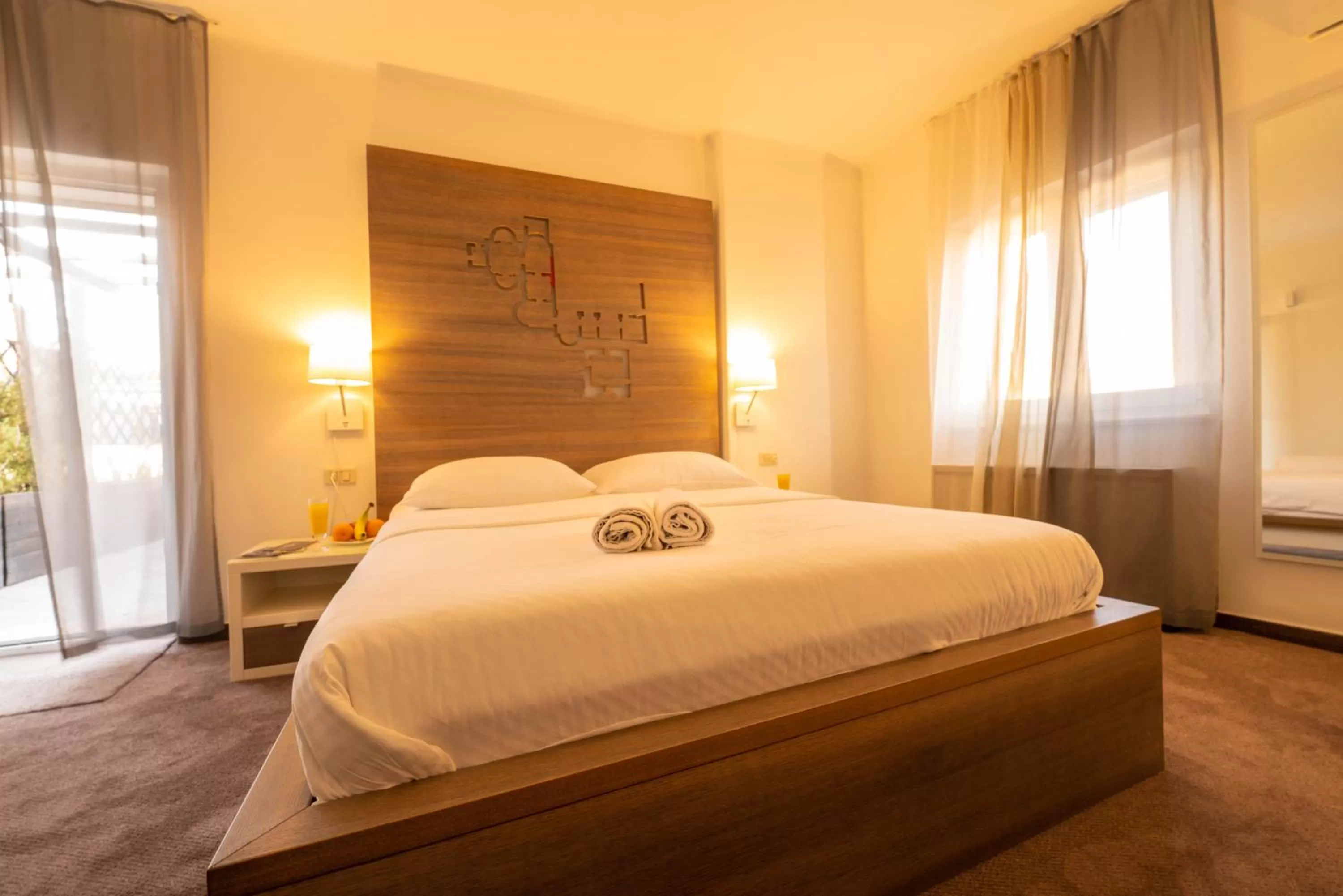 Bed in Slavija Culture Heritage Hotel