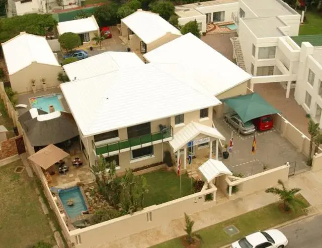 Facade/entrance, Bird's-eye View in Palm Beach Guesthouse