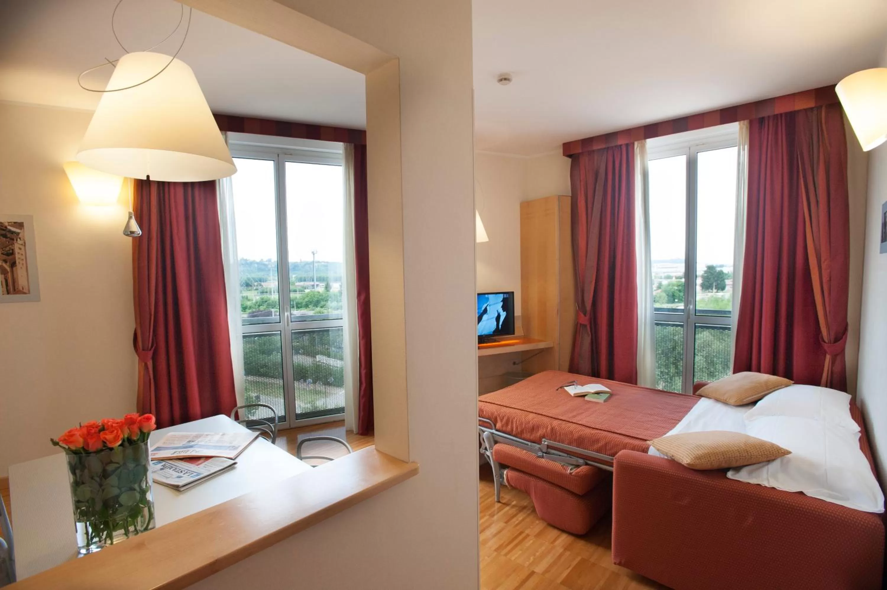 TV and multimedia, Bed in AlbaResidence Masera26