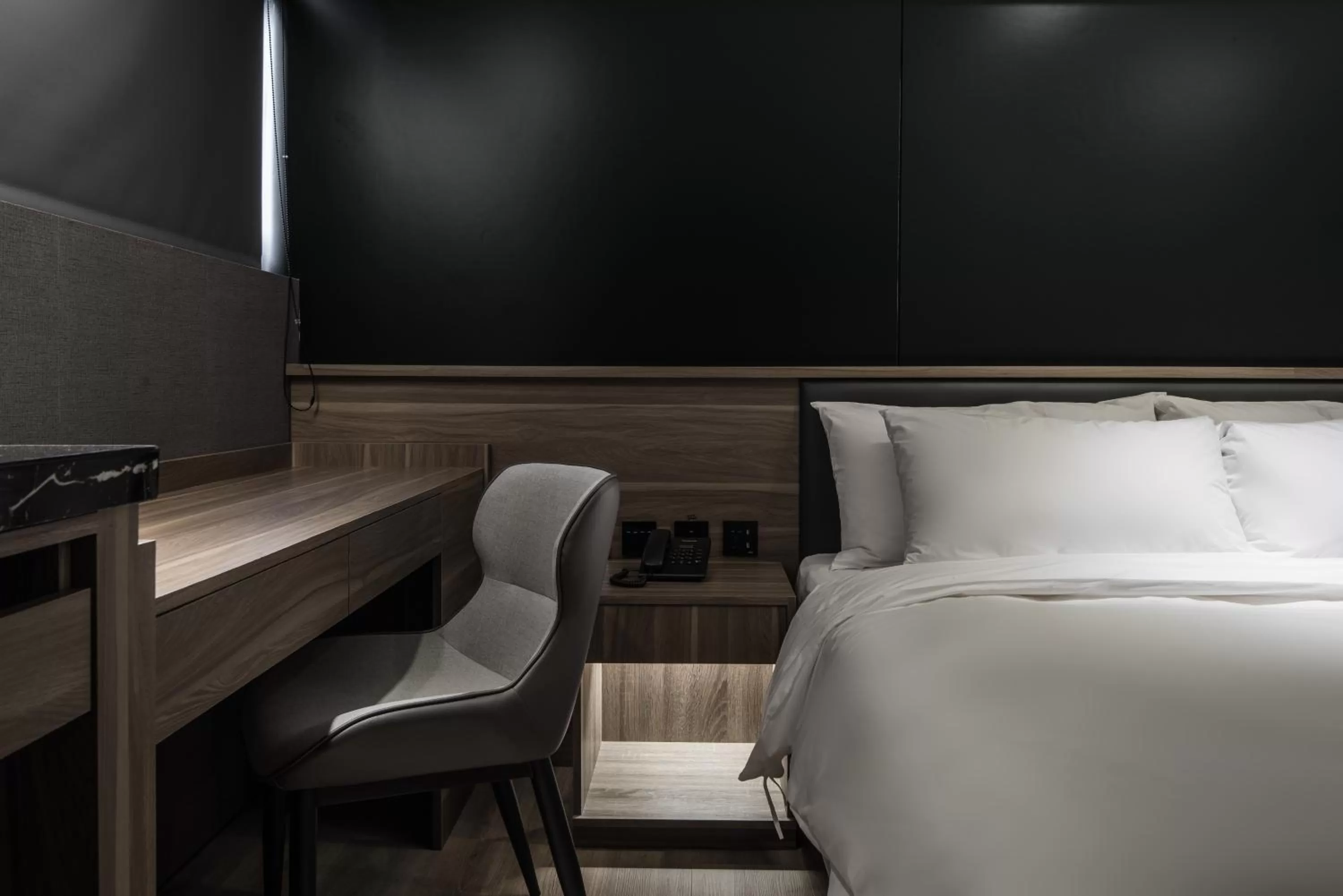 Bed in Autumn Willow Hotel