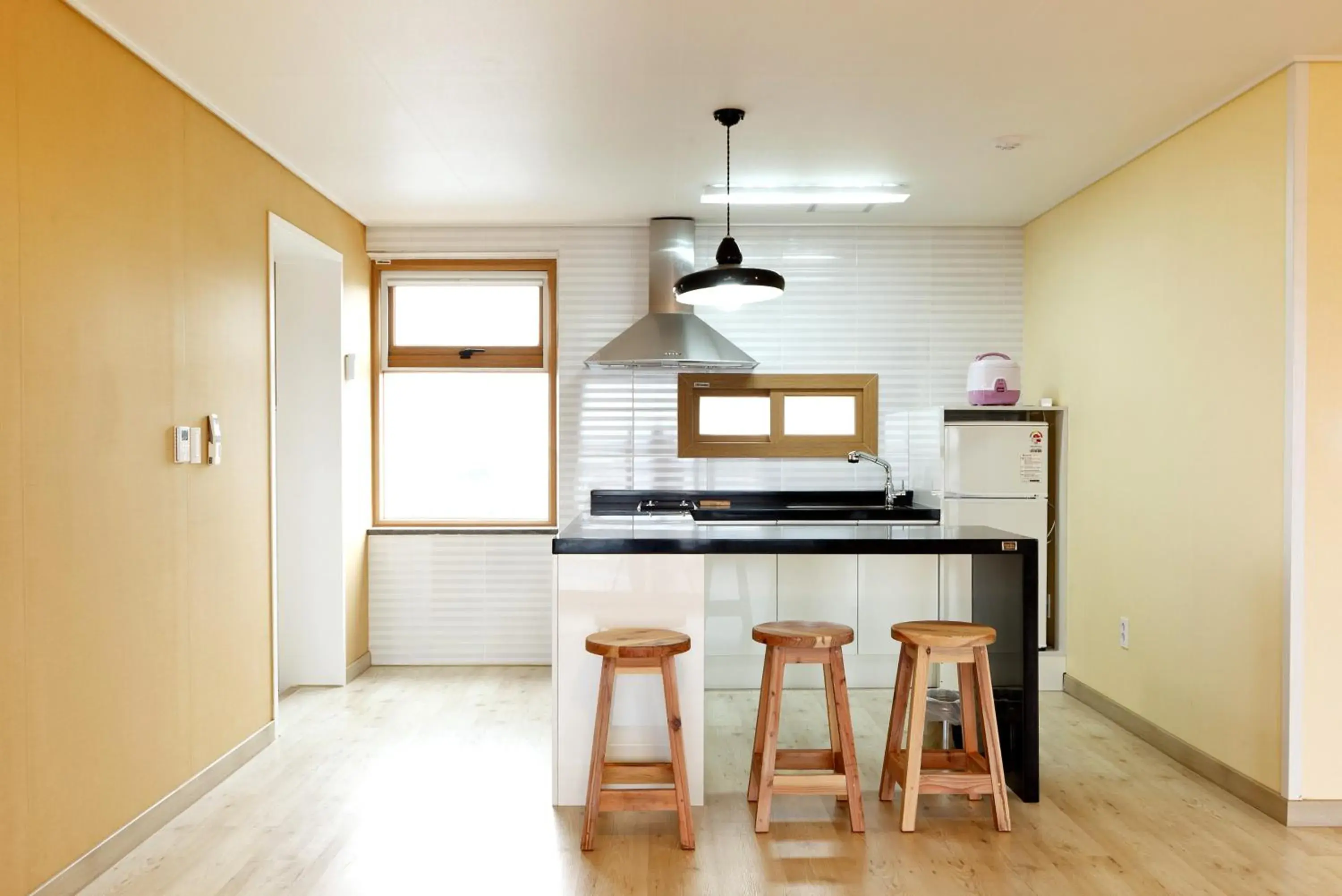 Kitchen or kitchenette, Kitchen/Kitchenette in Oceantree House