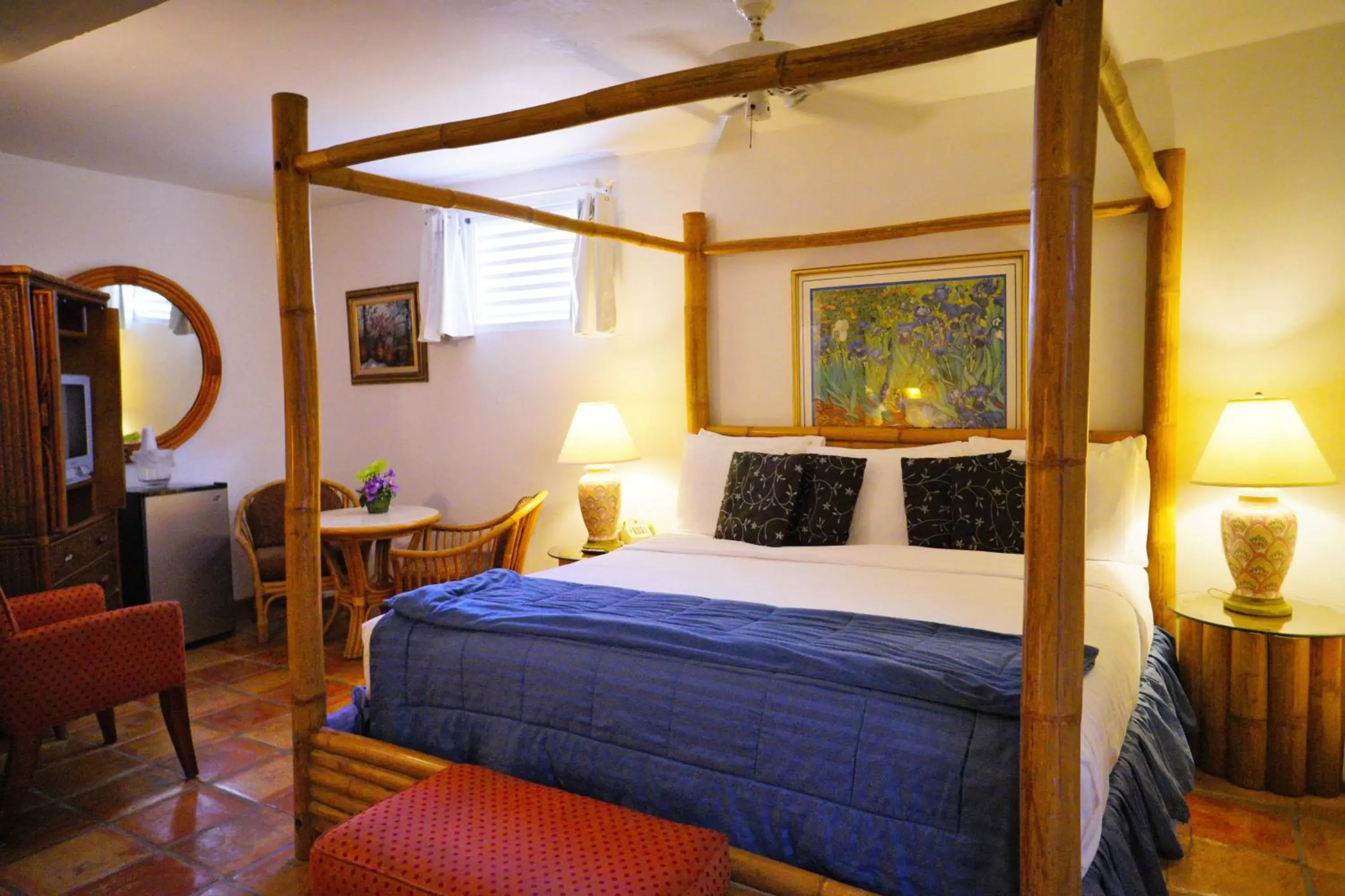 Photo of the whole room, Room Photo in At Wind Chimes Boutique Hotel