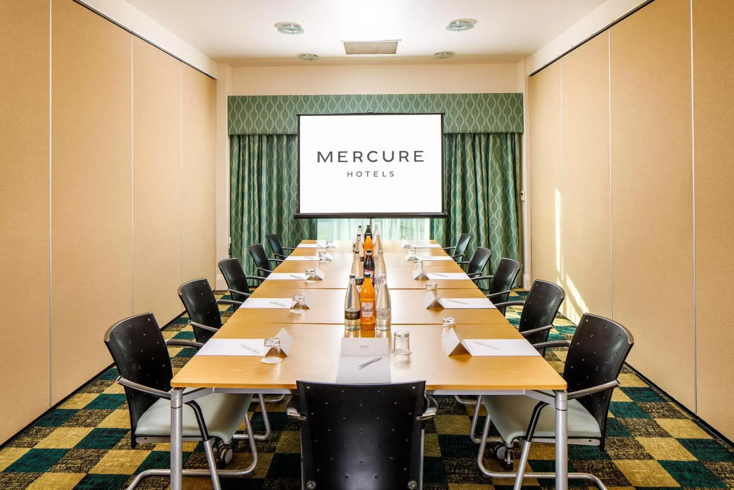 Business facilities in Mercure Sheffield Parkway