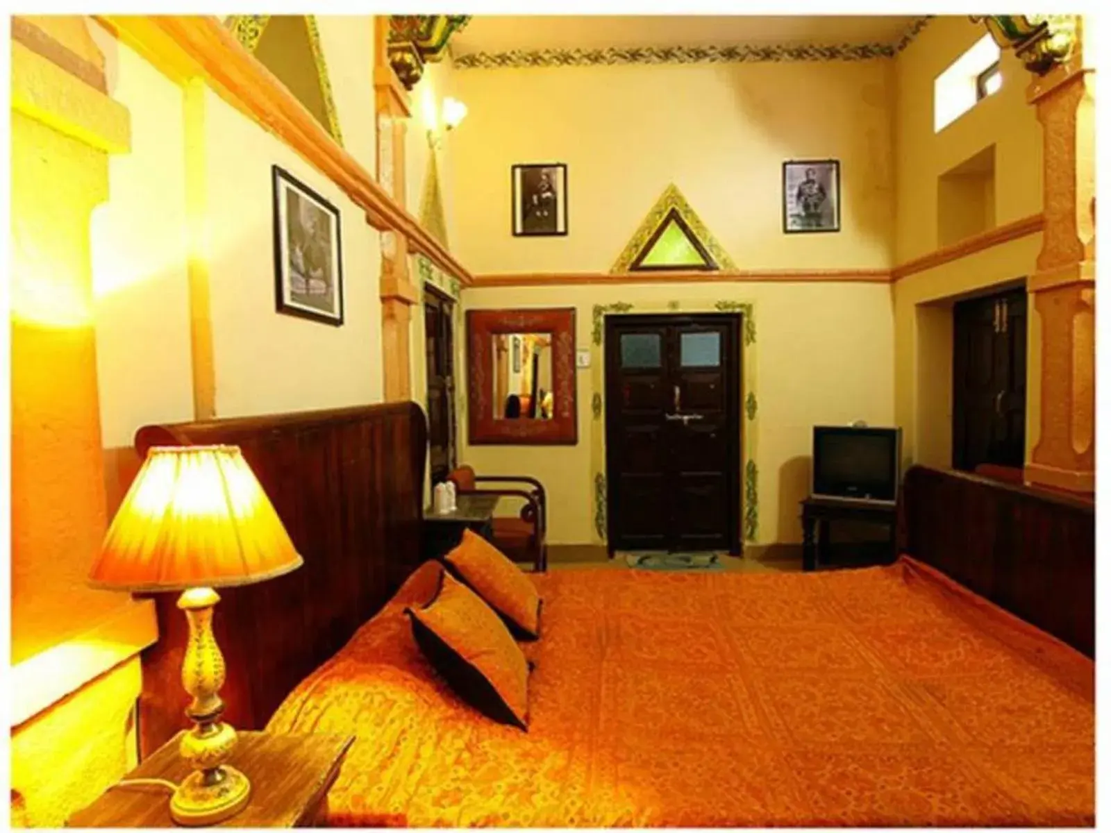 Bedroom, Seating Area in Krishna Prakash Heritage Haveli Hotel